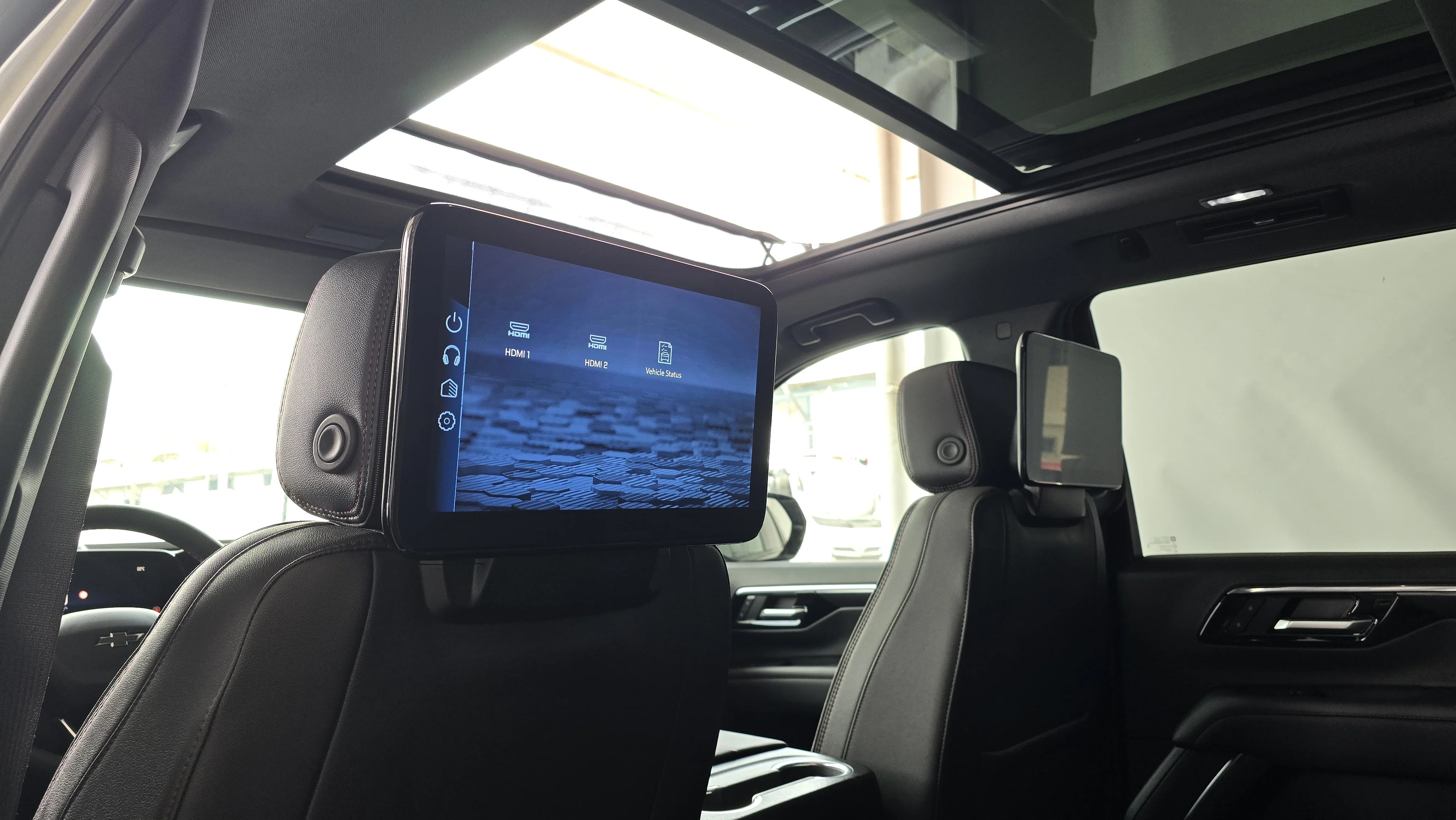 Interior 5
