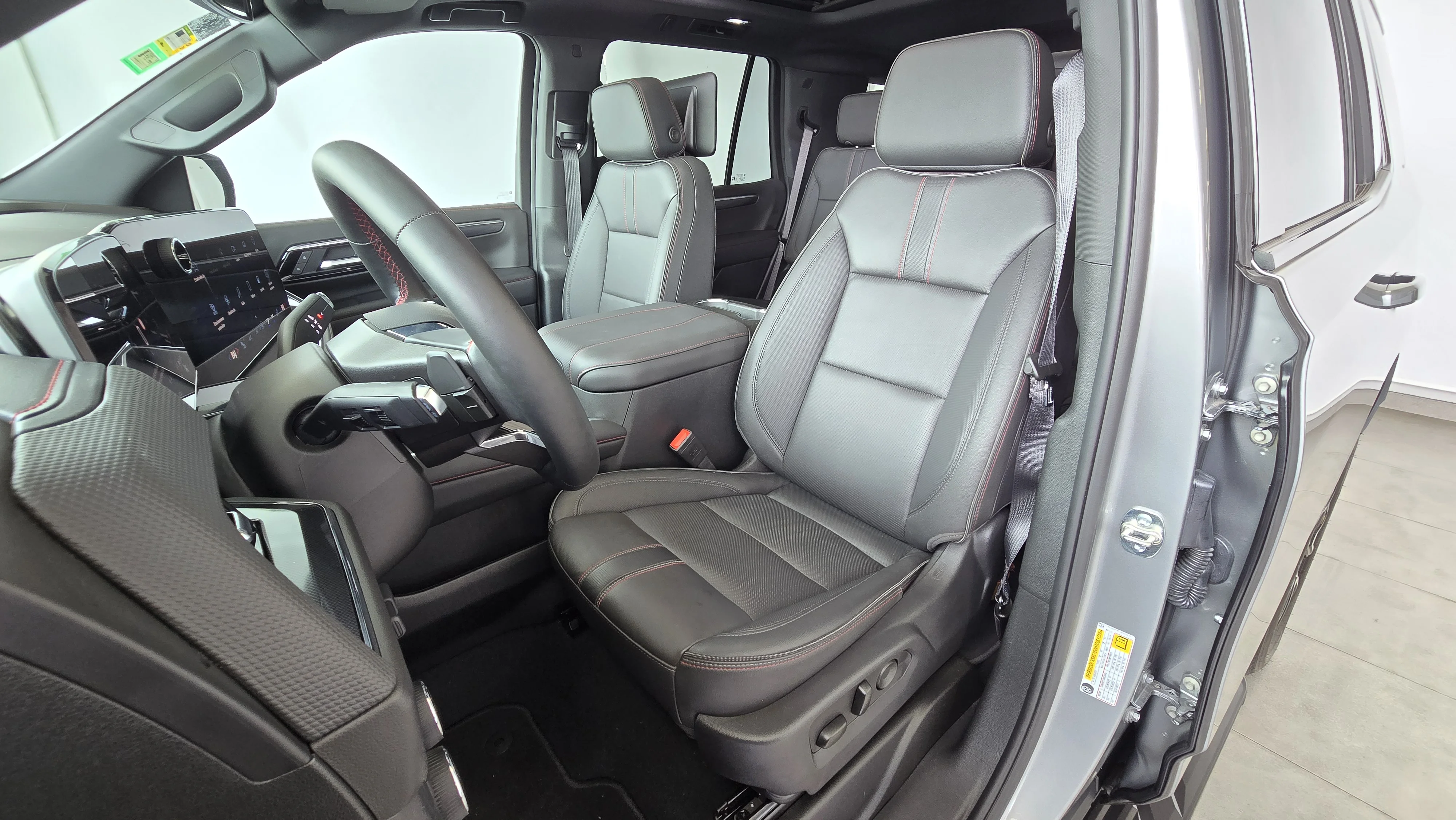 Interior 4