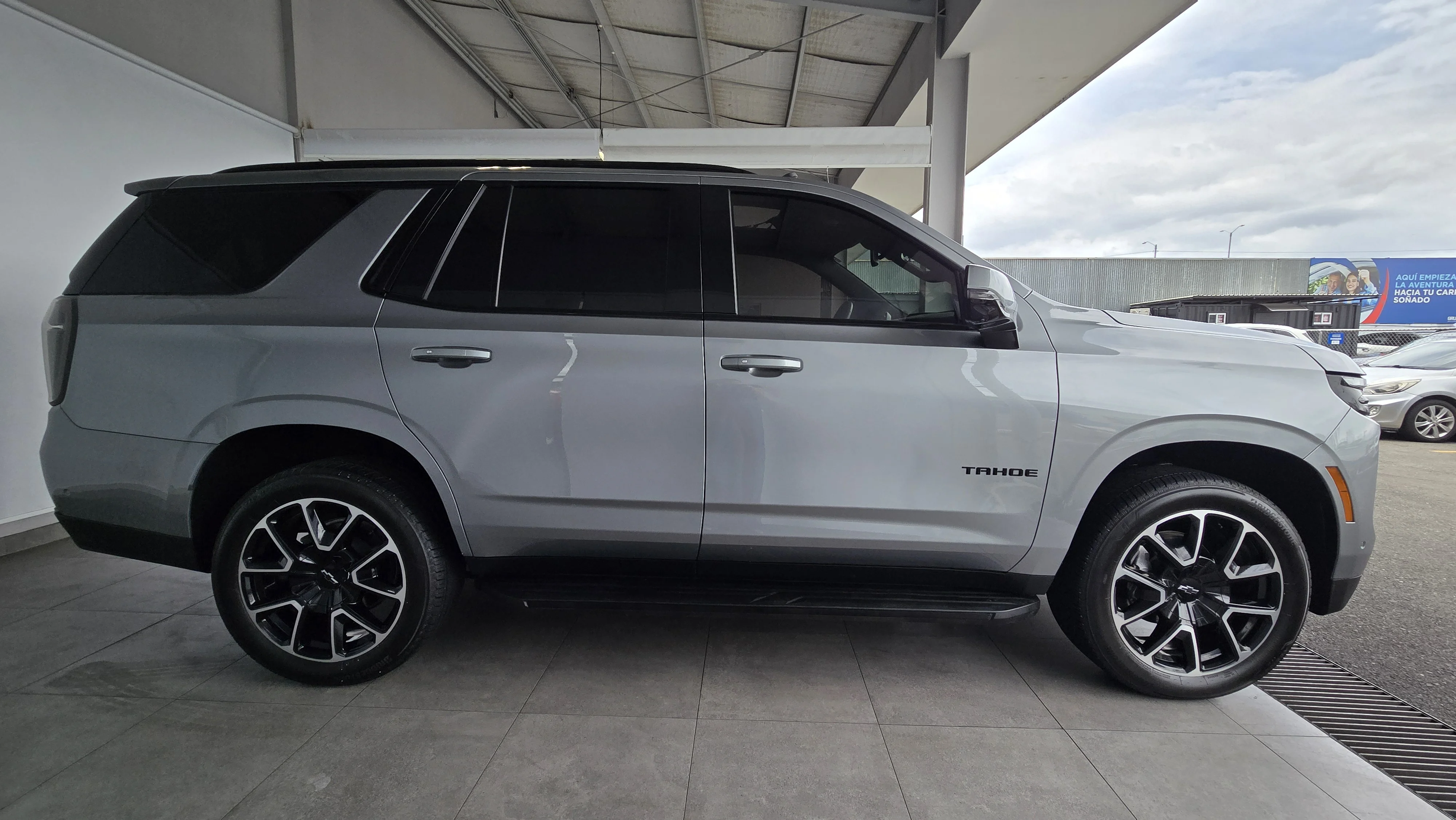 Exterior 5