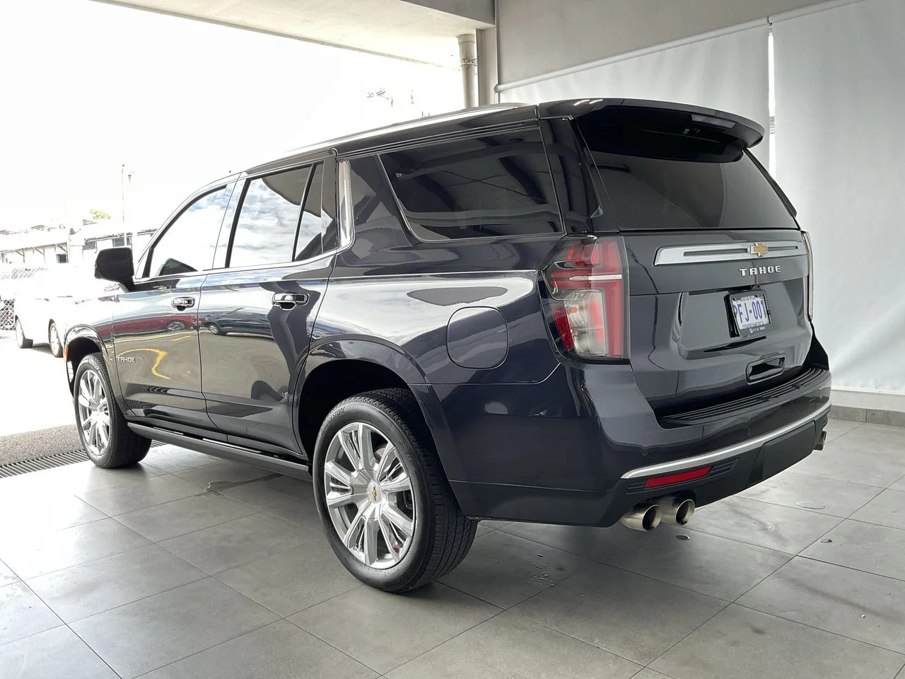 Exterior 5