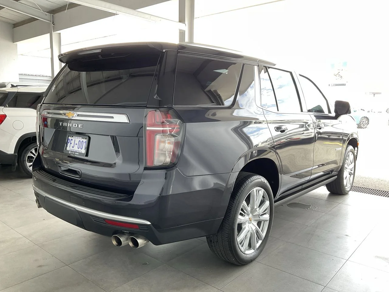 Exterior 7