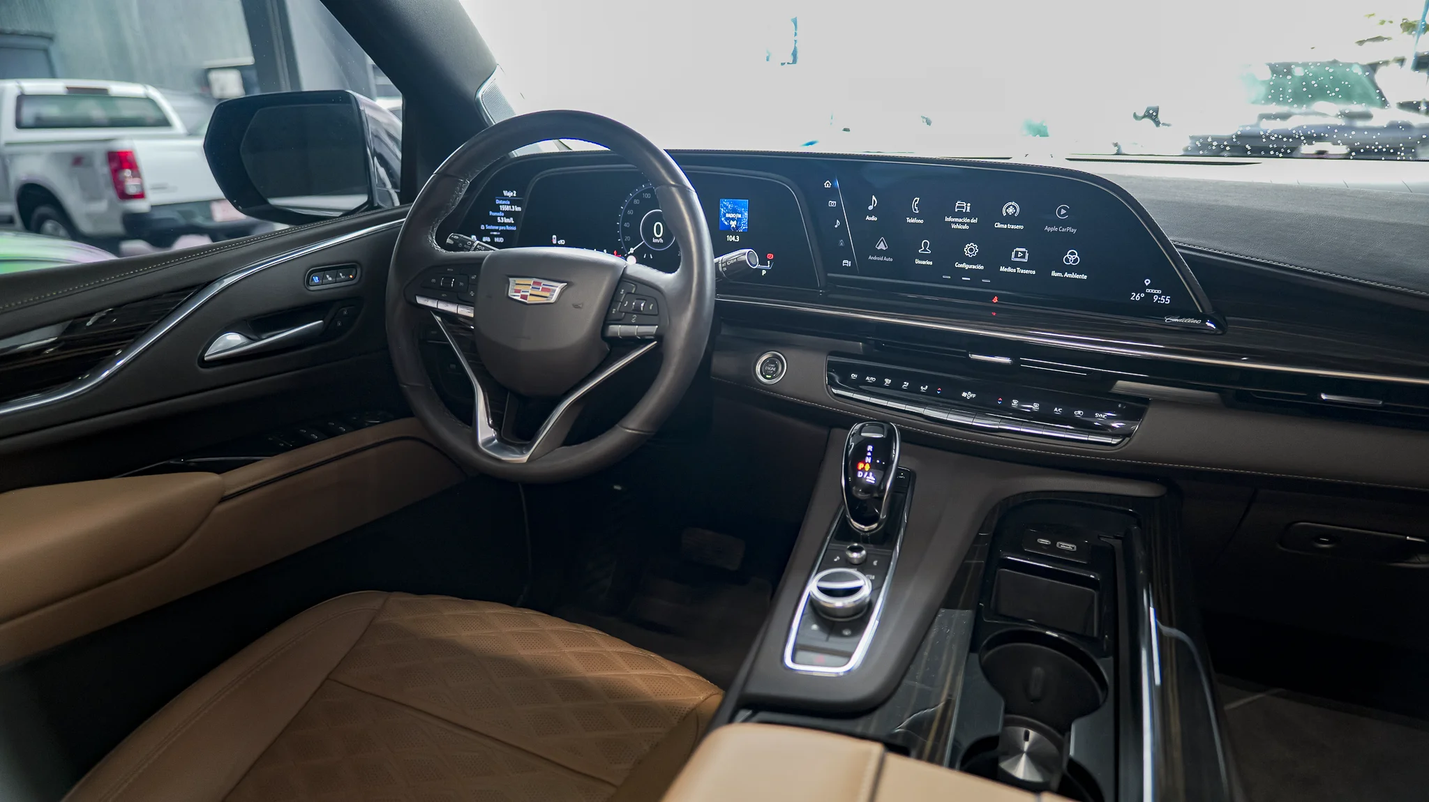 Interior 6