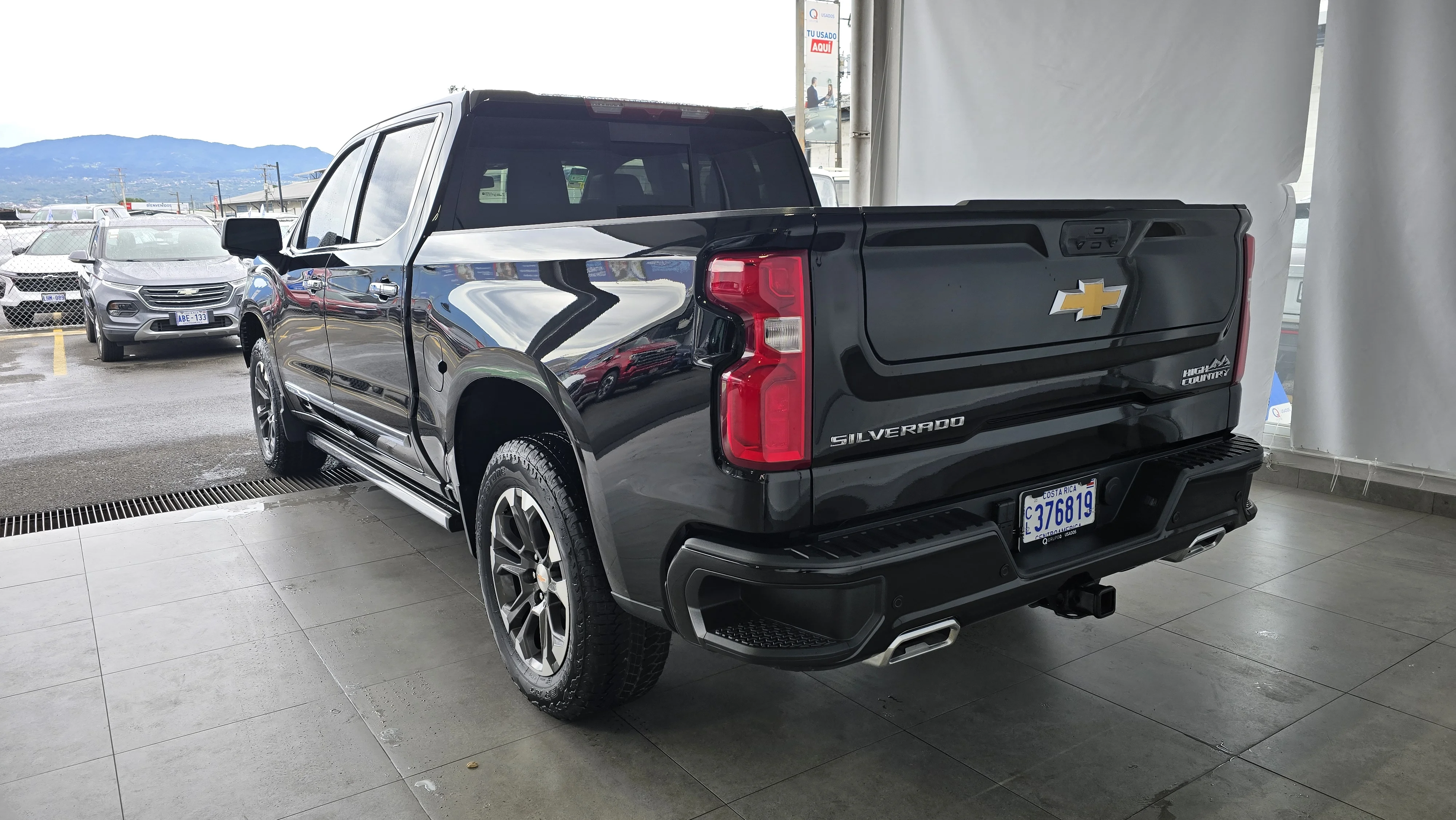 Exterior 8