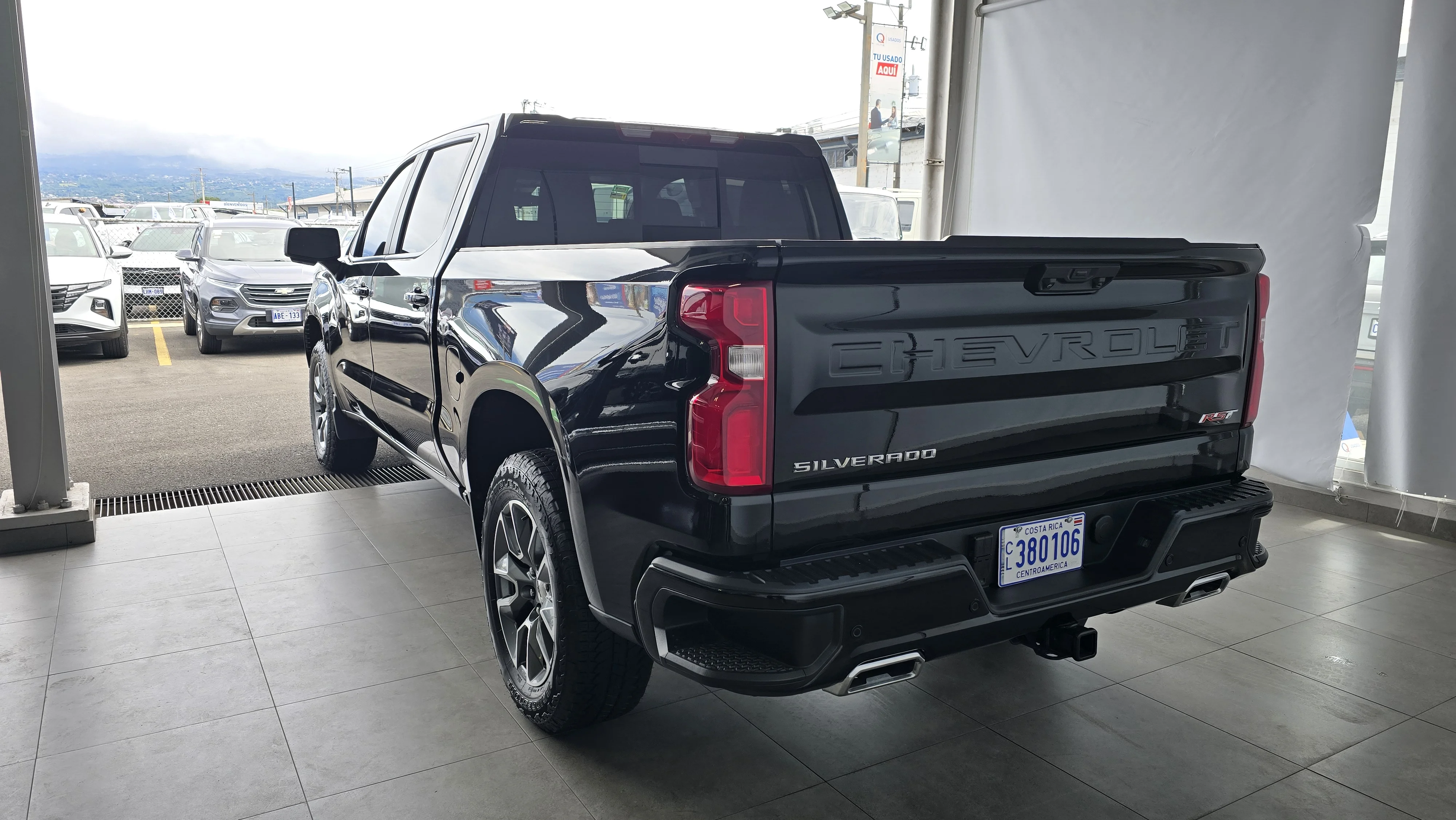 Exterior 8