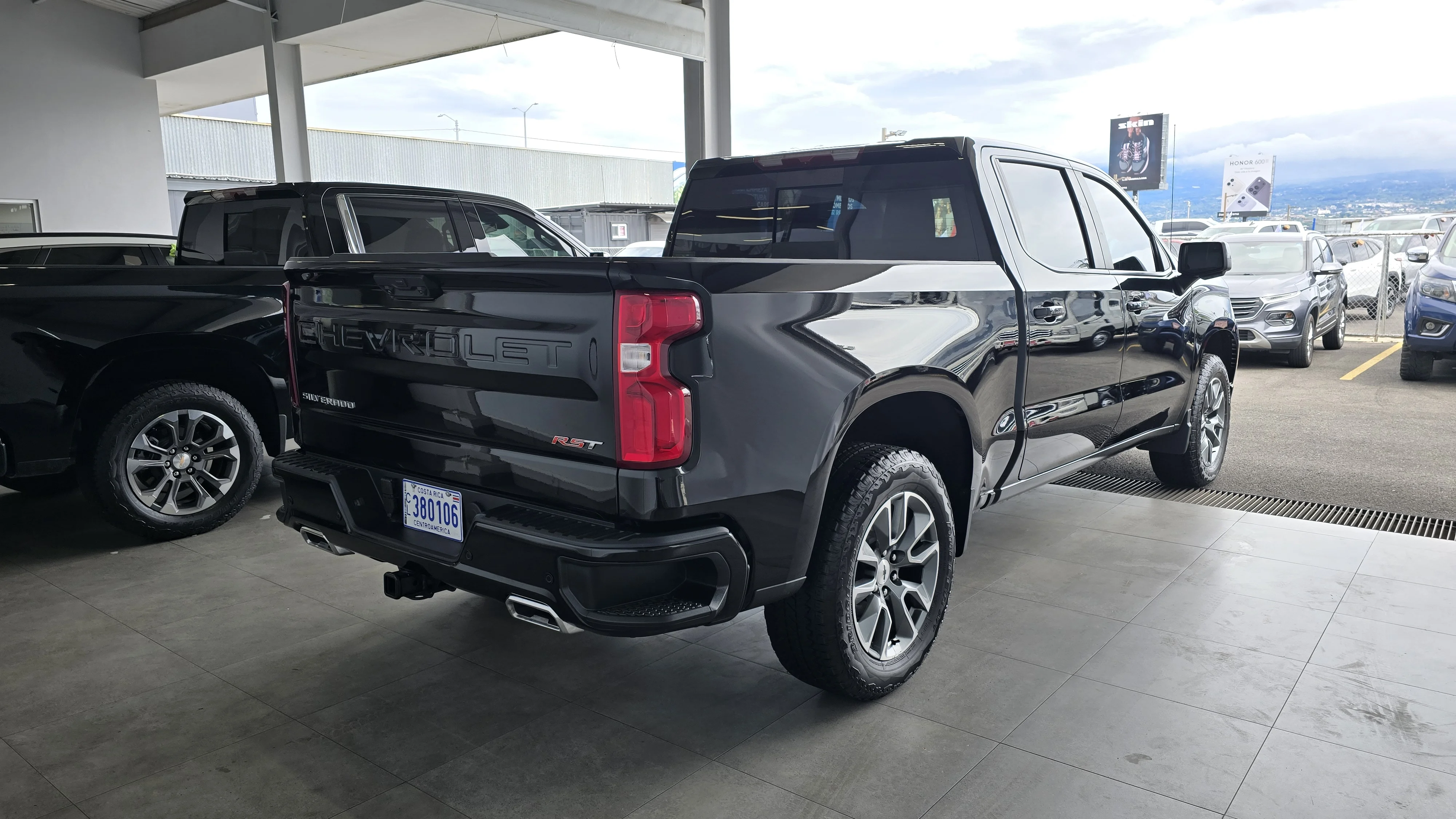 Exterior 9