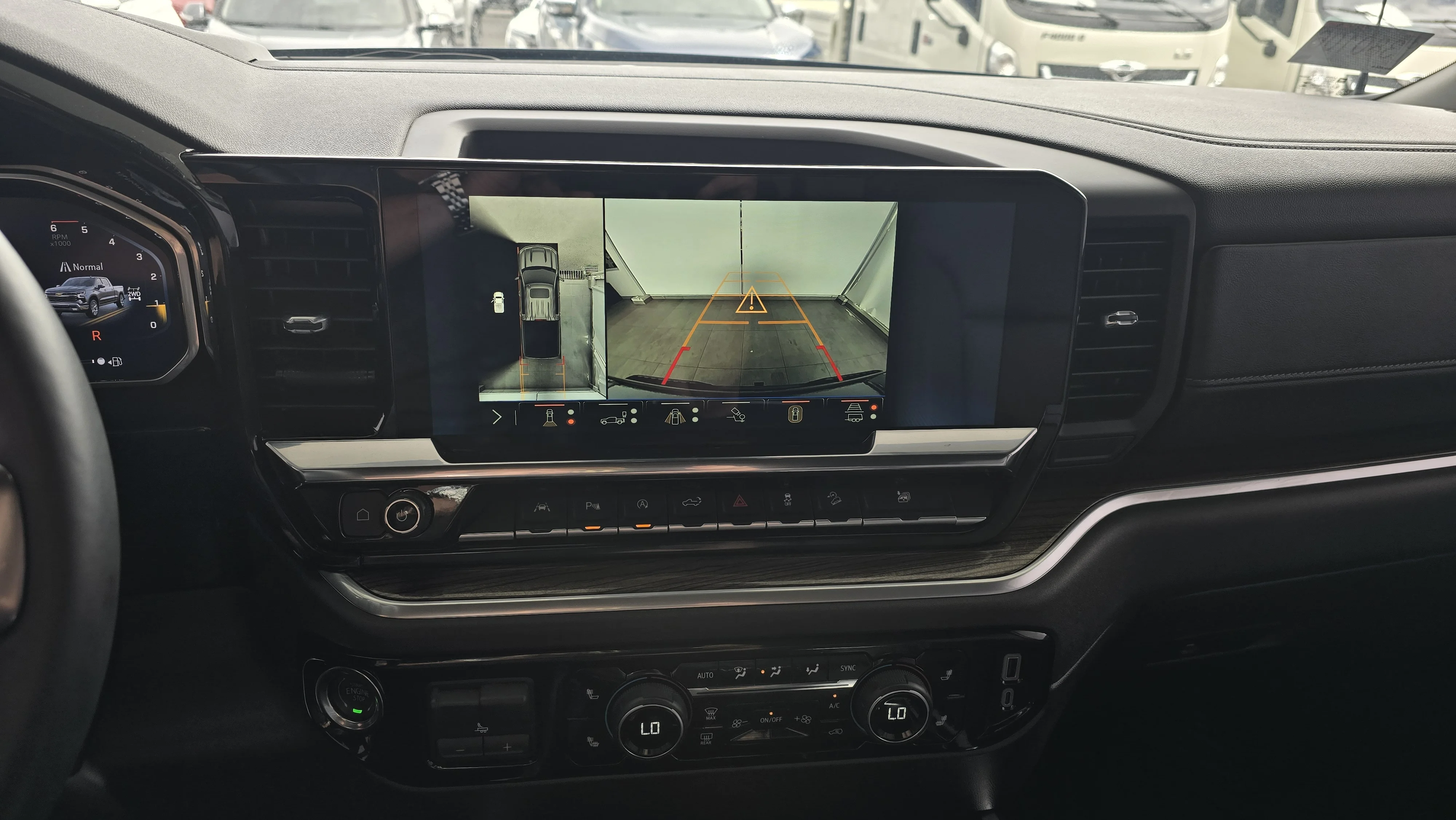 Interior 9