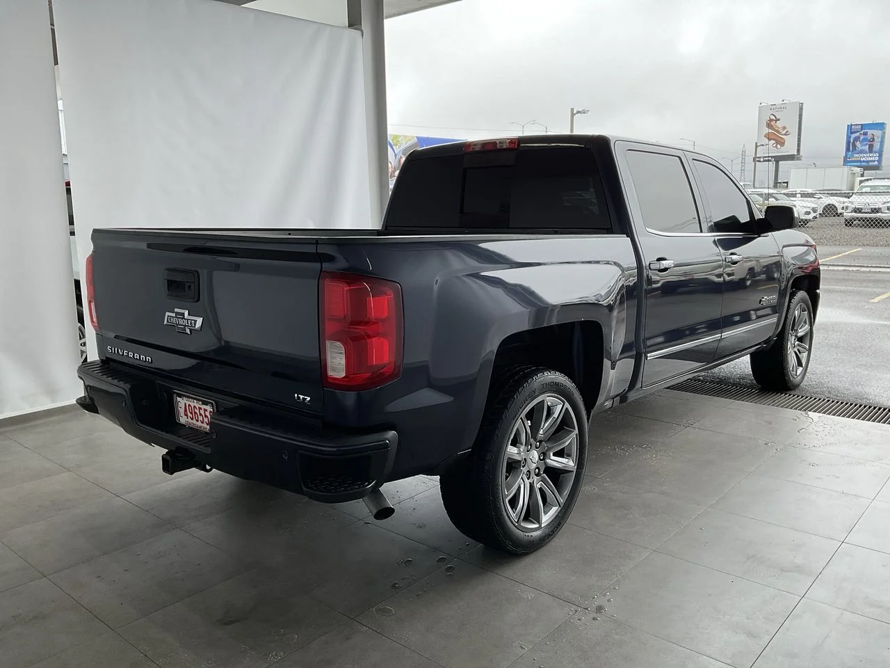 Exterior 7