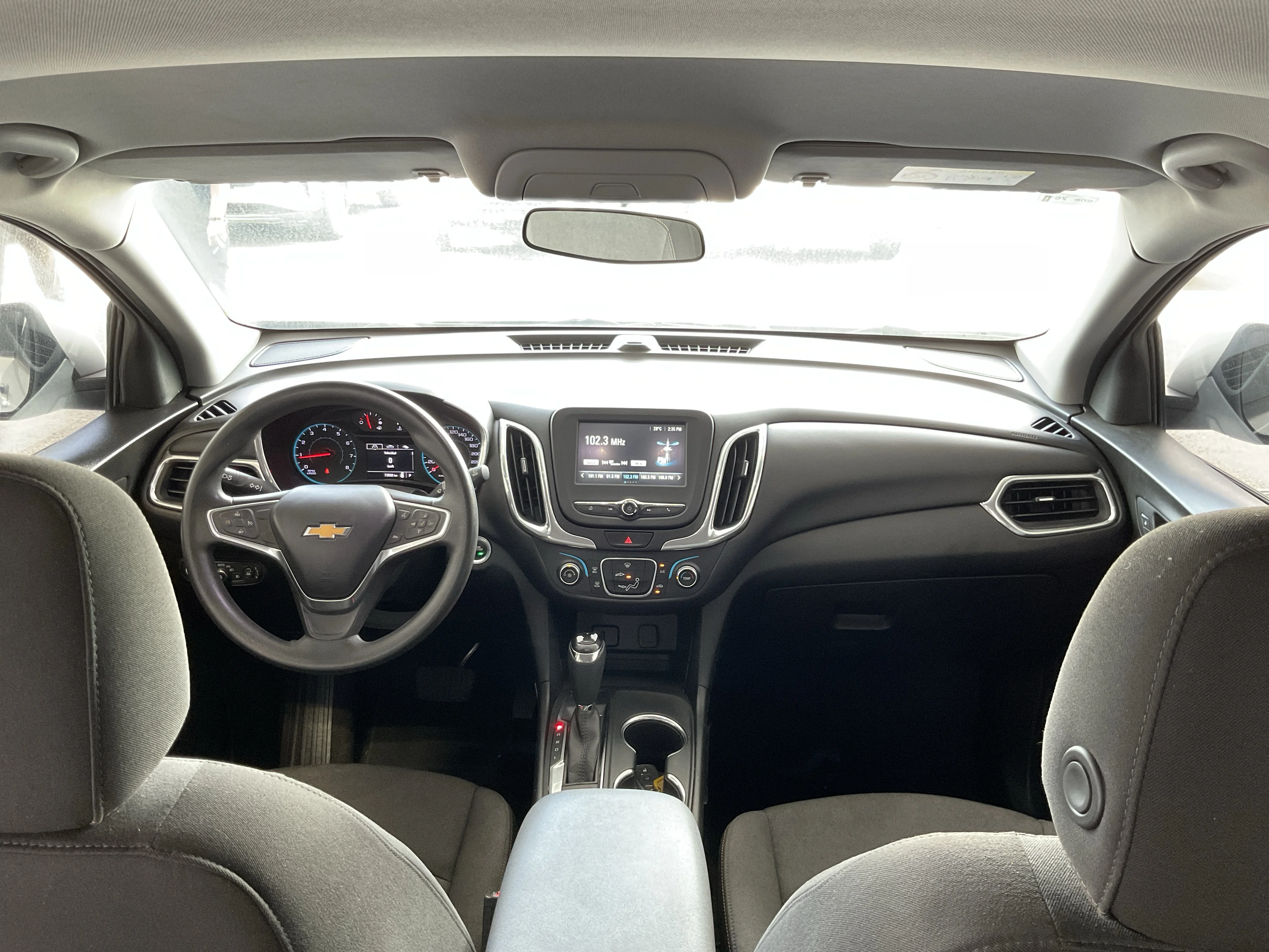 Interior 8