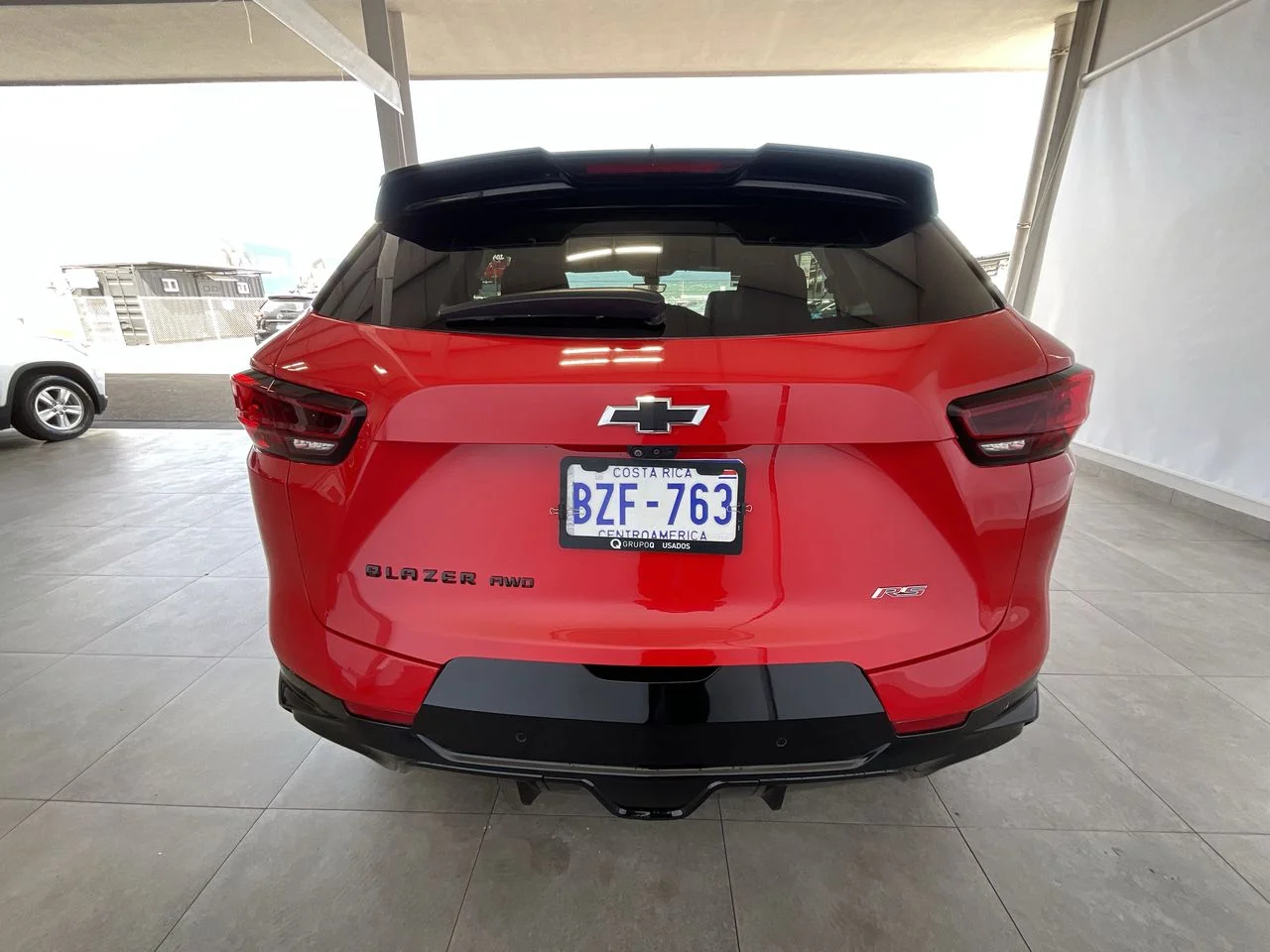 Exterior 6