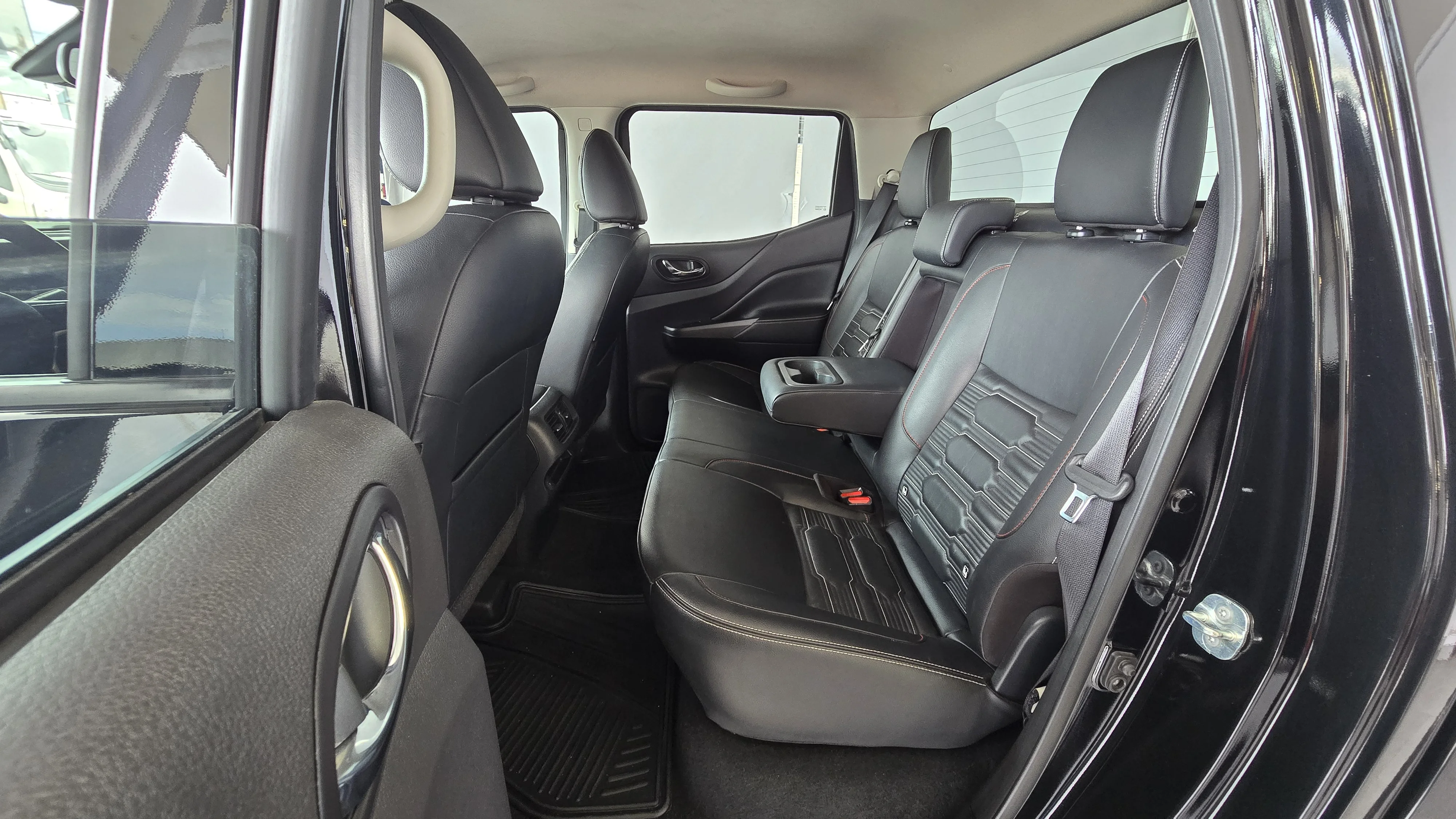 Interior 5