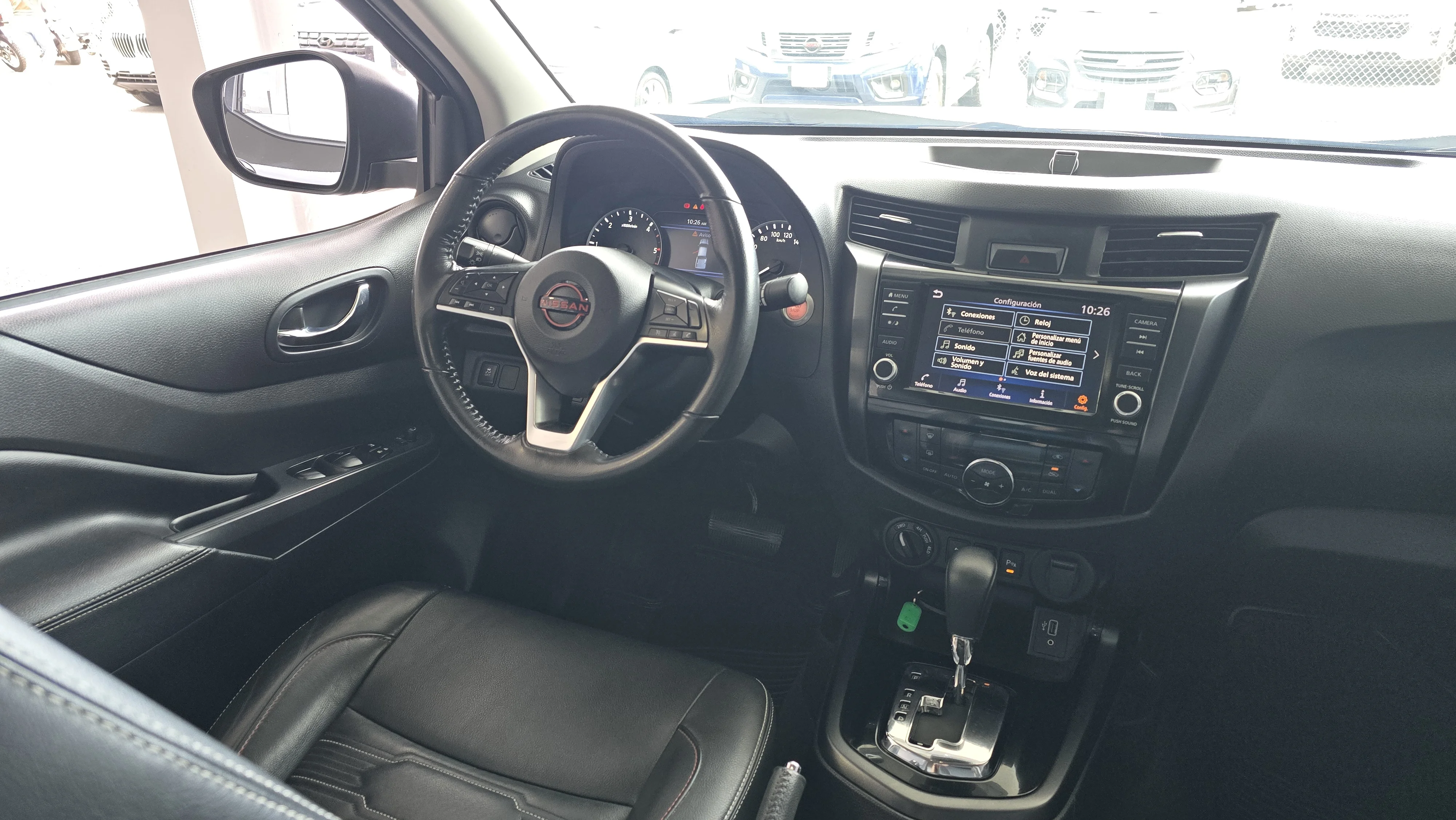 Interior 8