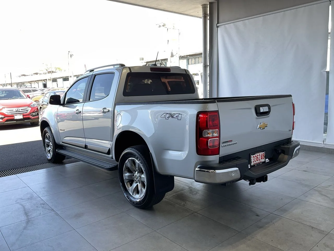 Exterior 5