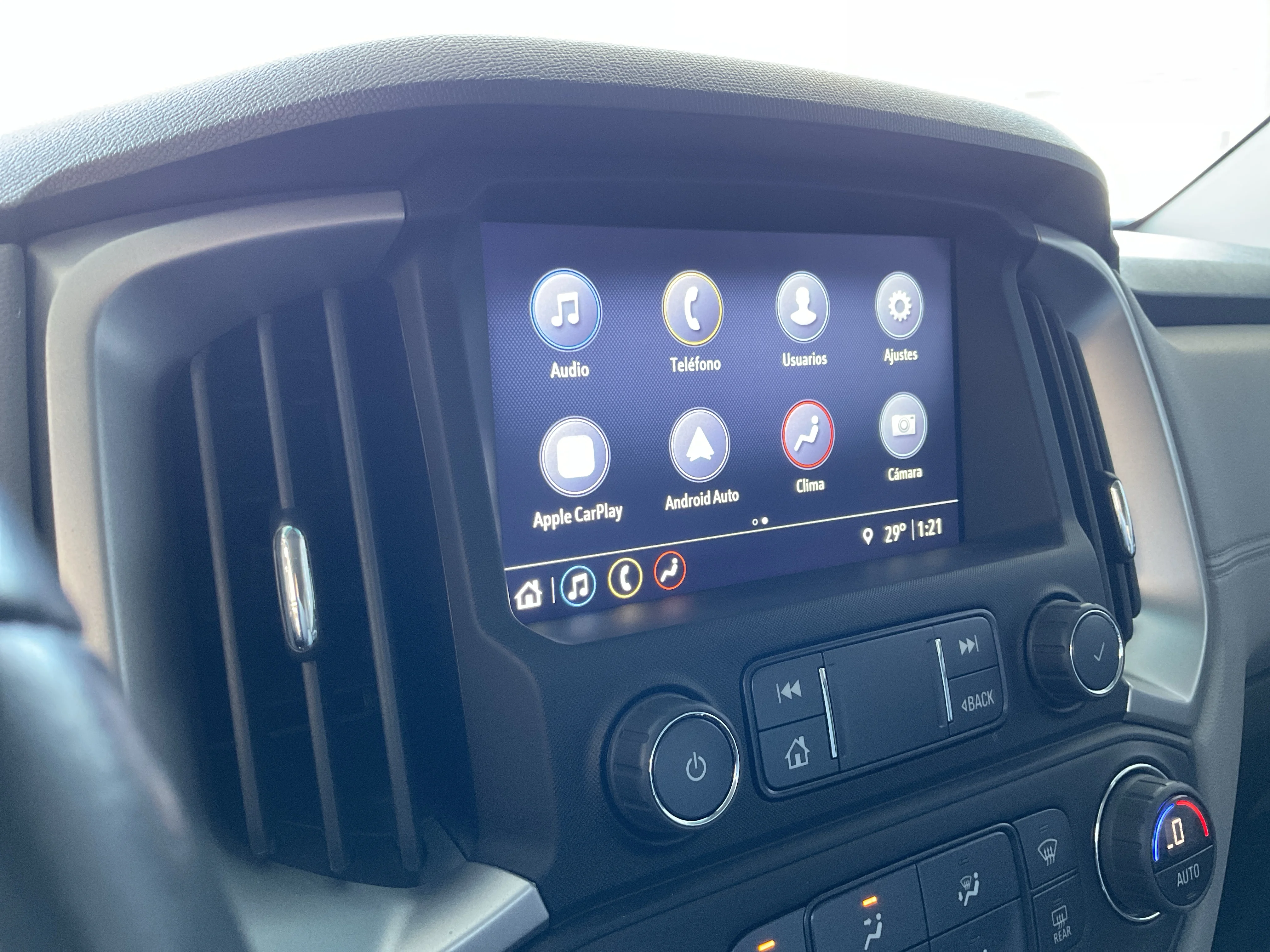 Interior 7