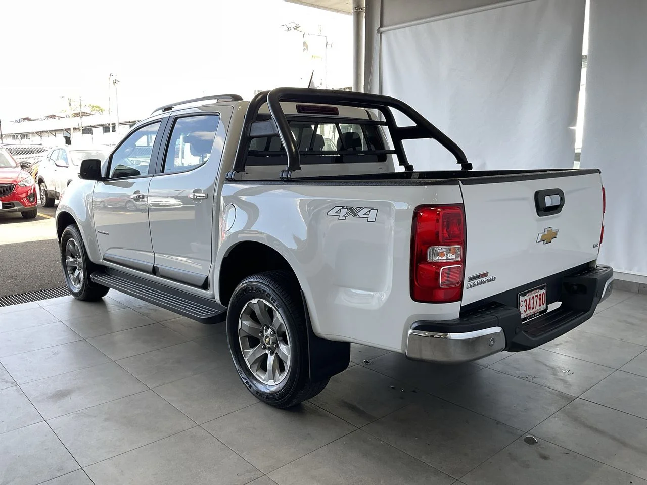 Exterior 5