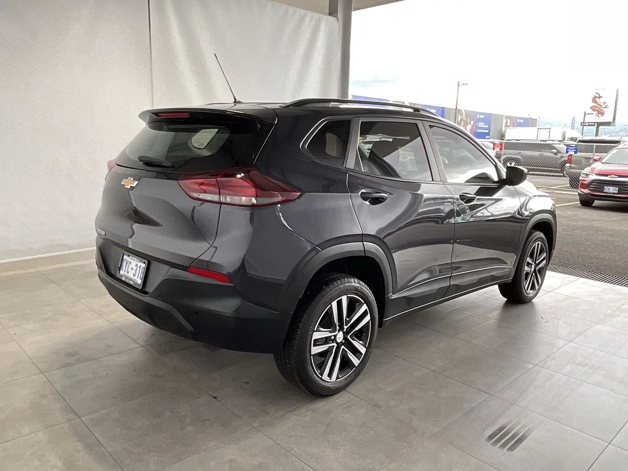 Exterior 7