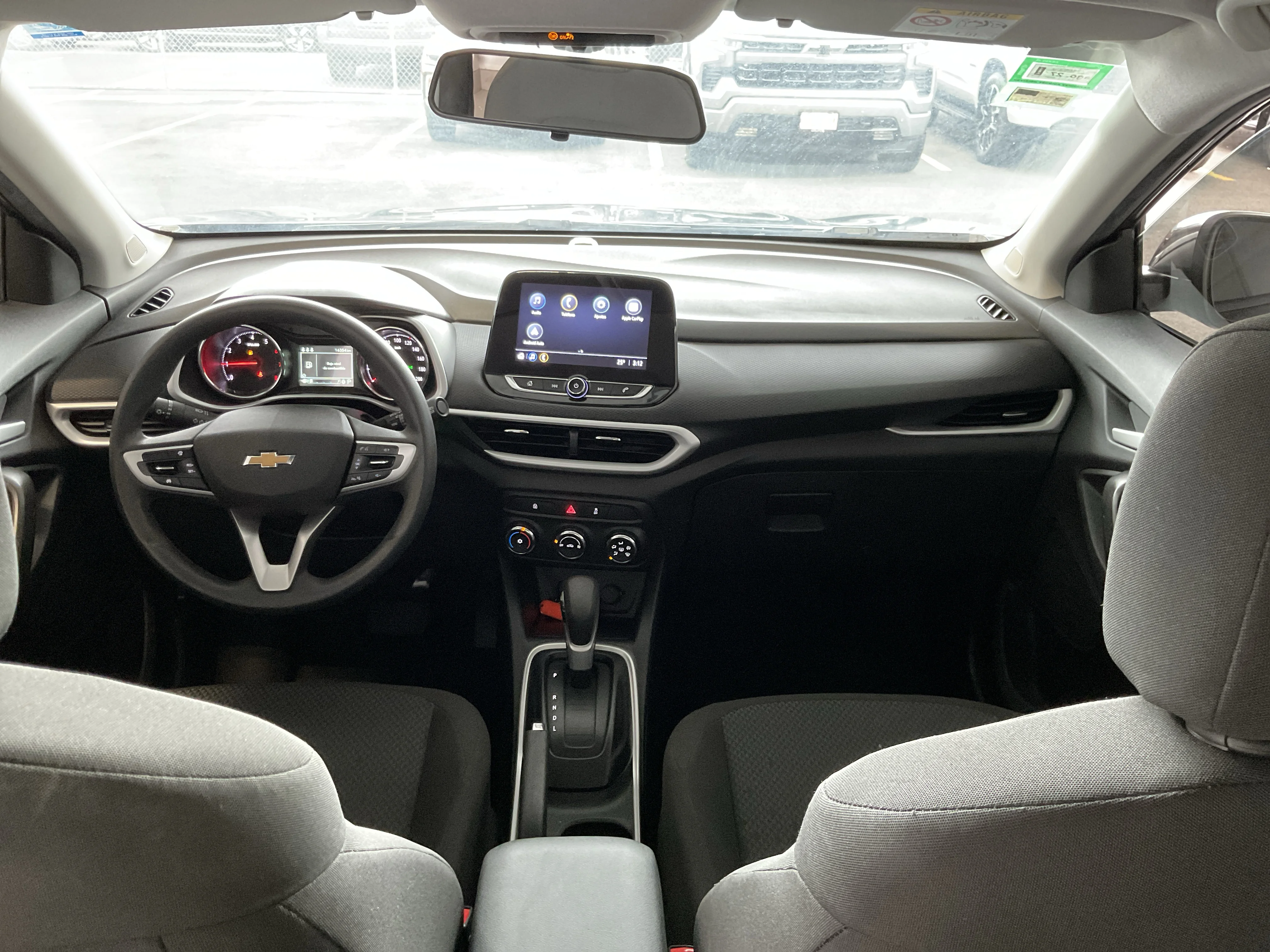 Interior 8