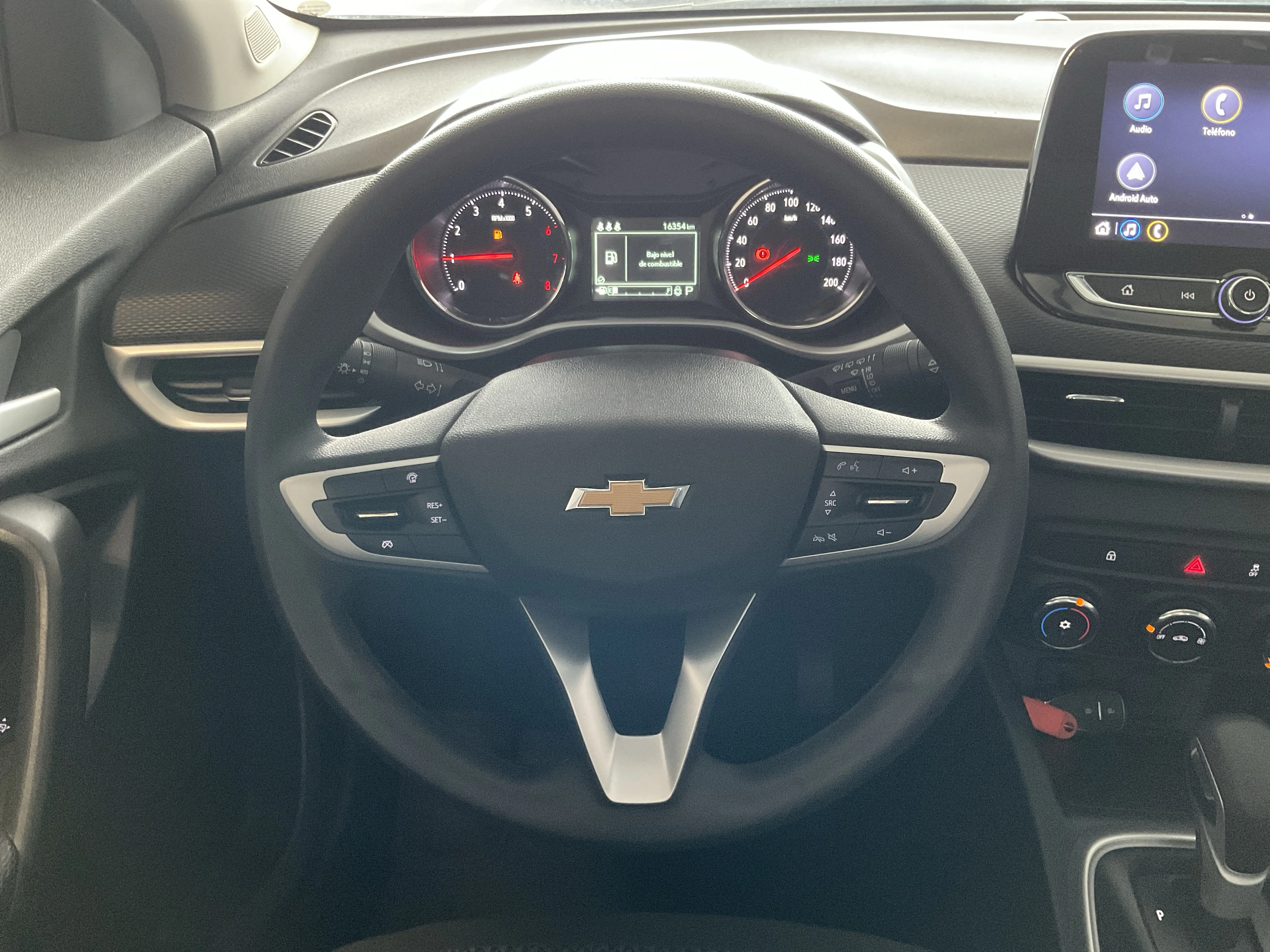 Interior 10