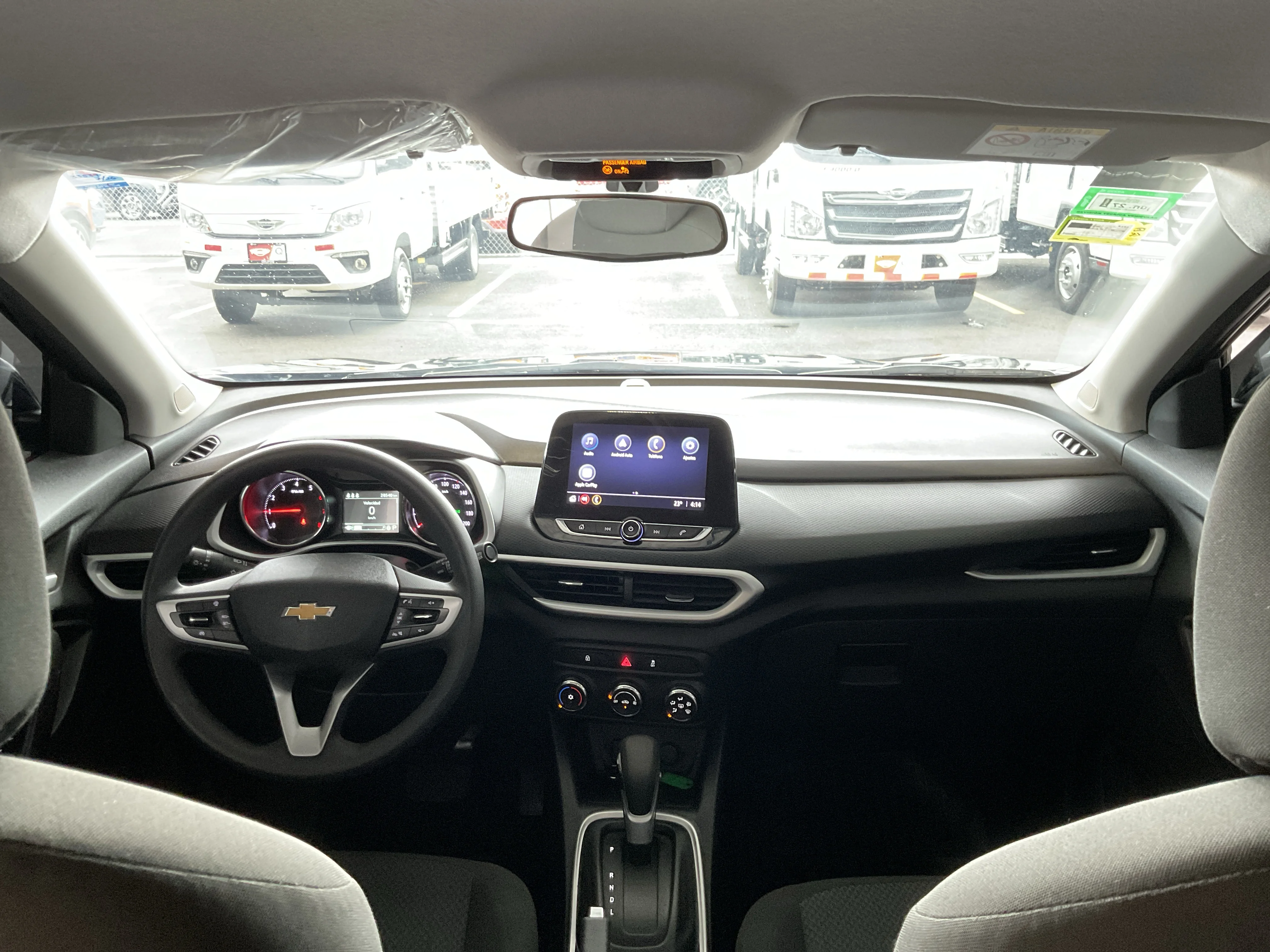 Interior 8