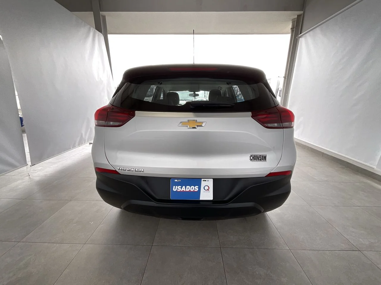 Exterior 6