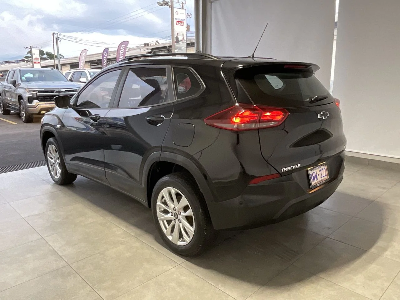 Exterior 5