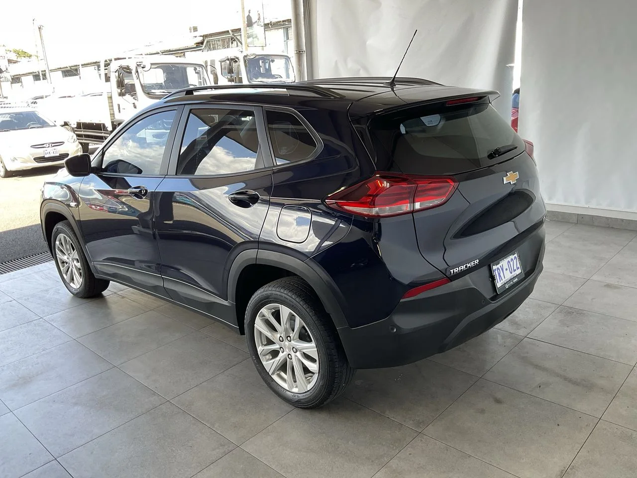 Exterior 5