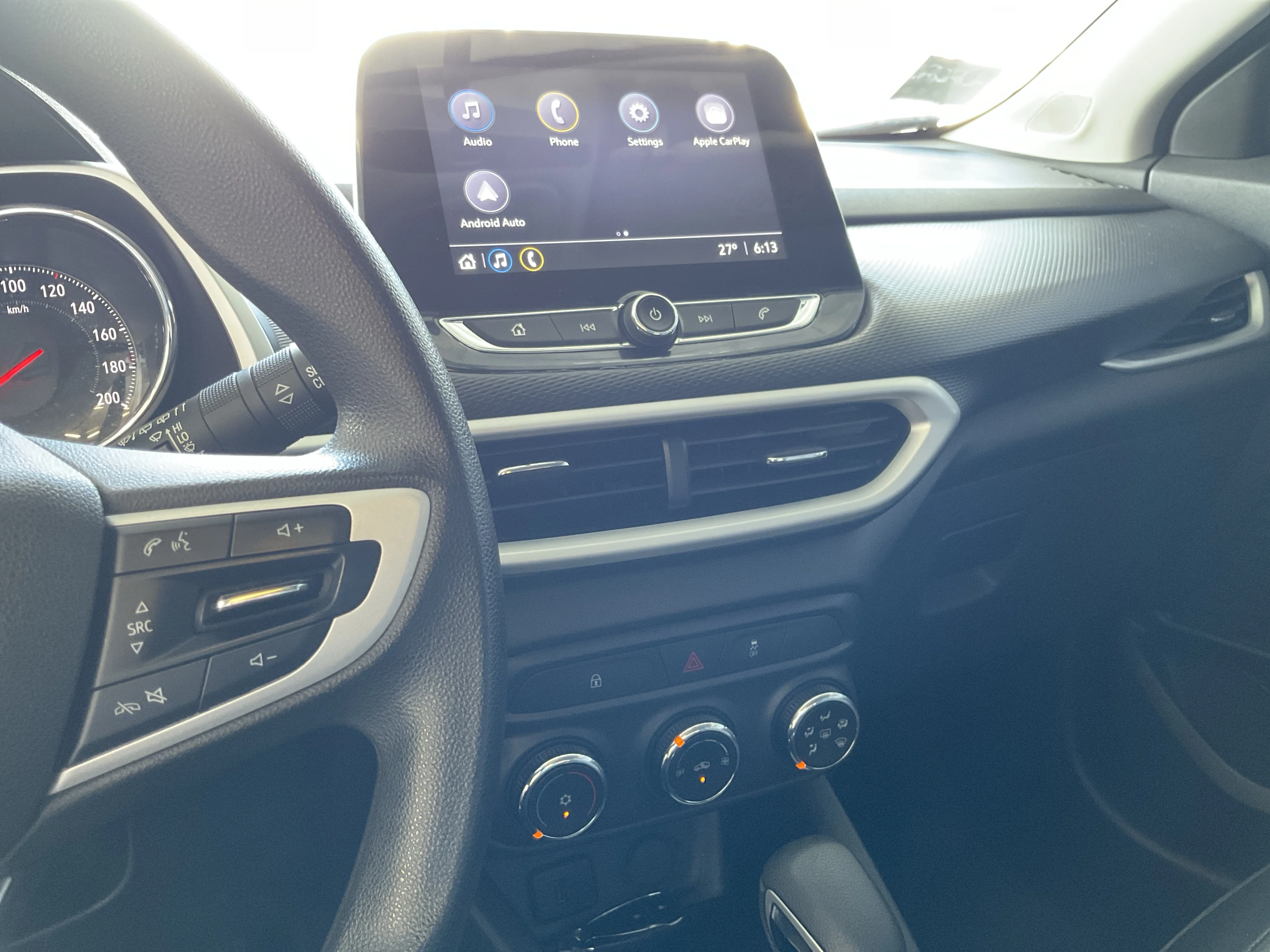Interior 7