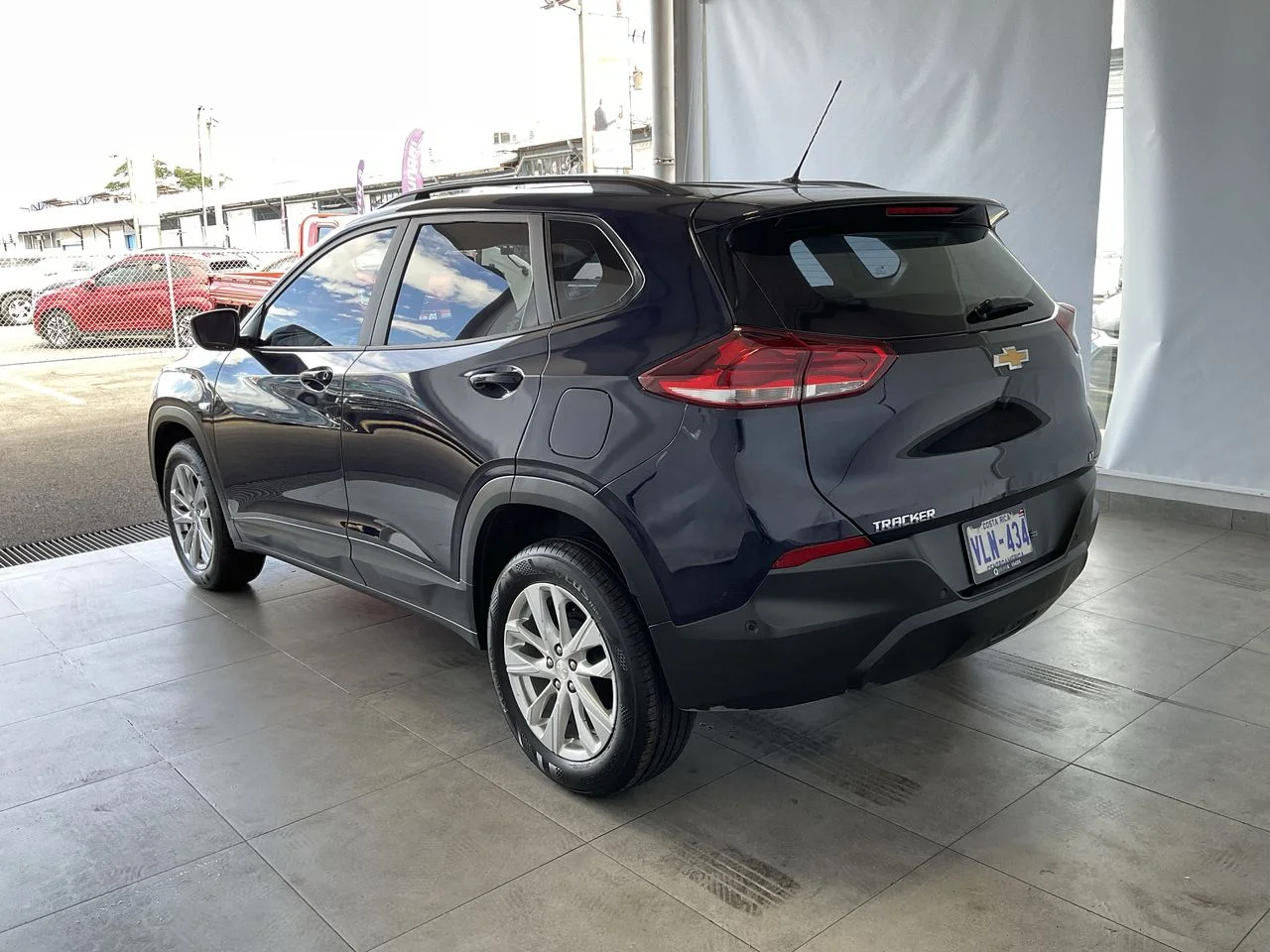 Exterior 5