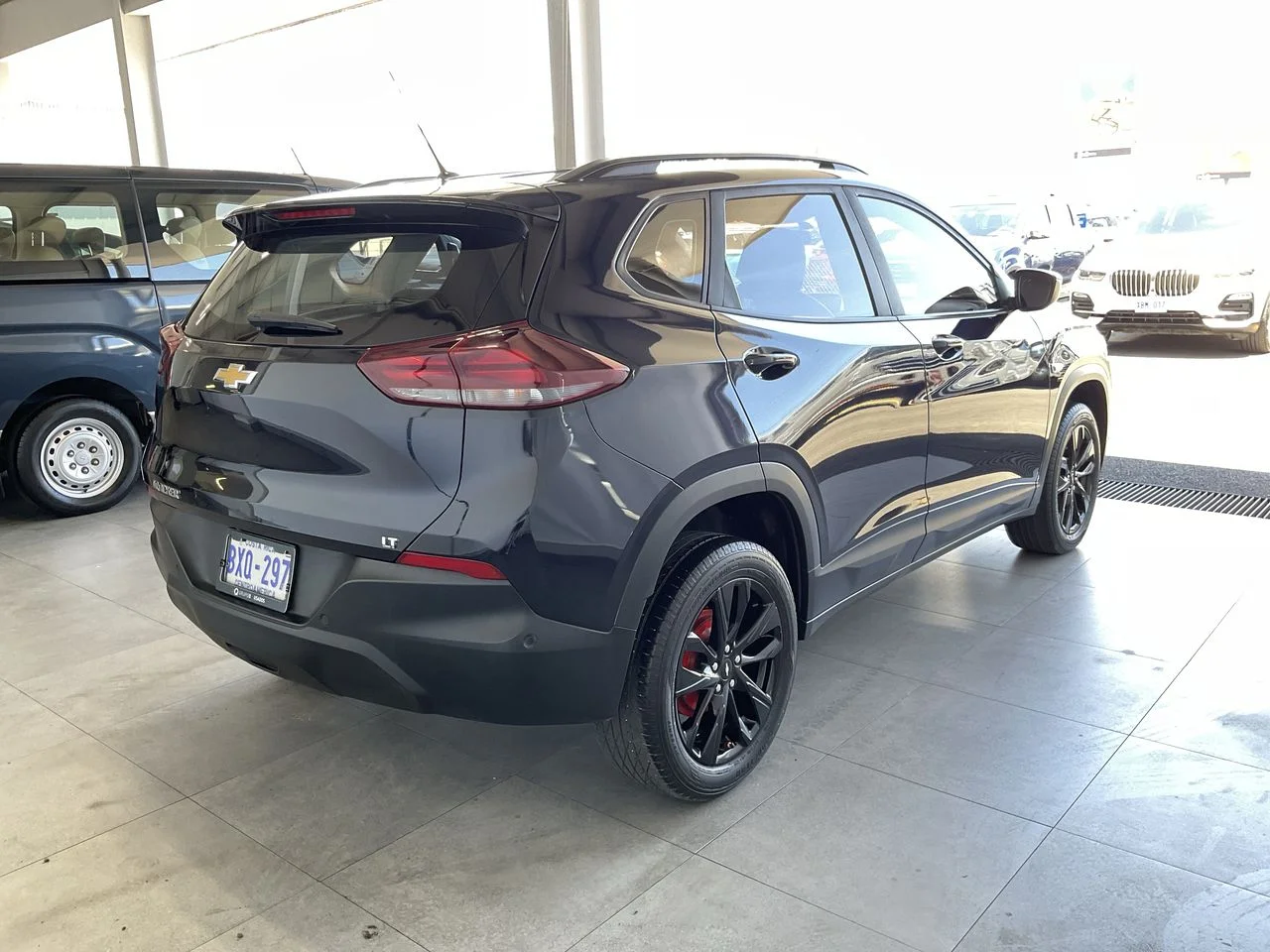 Exterior 7