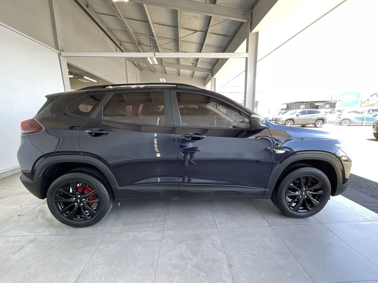 Exterior 8