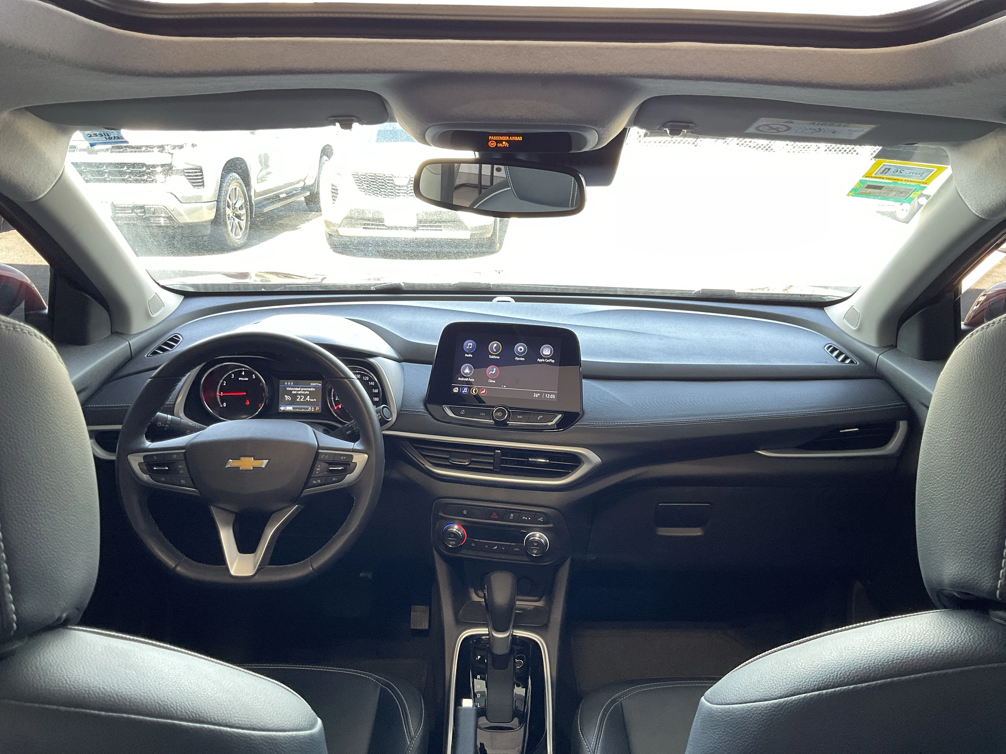 Interior 8