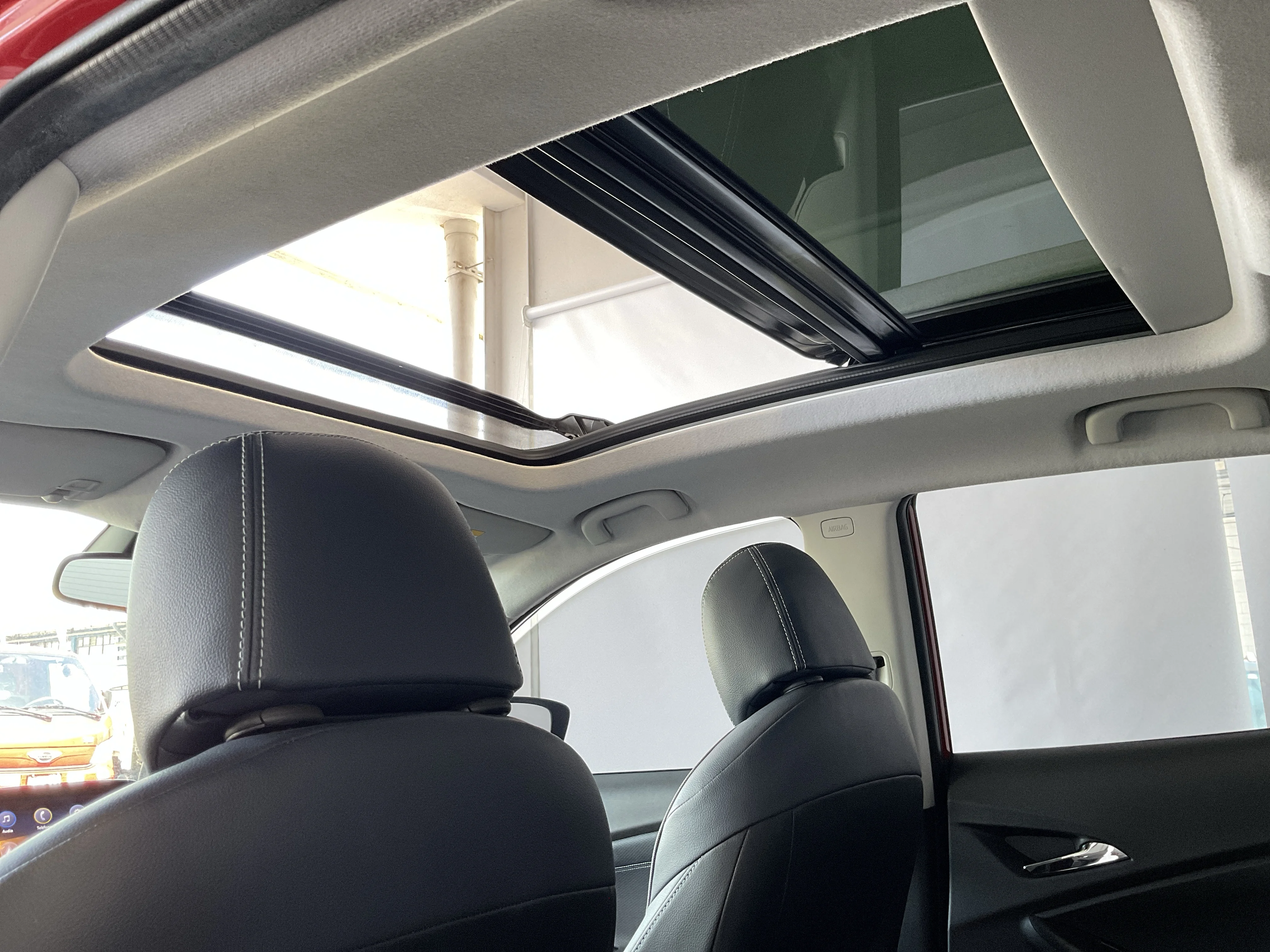 Interior 9