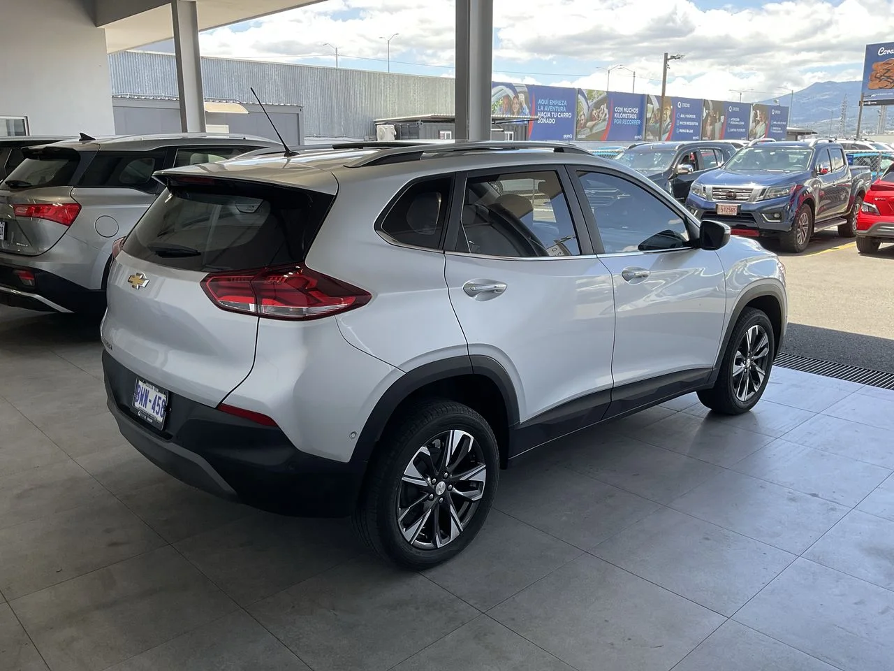 Exterior 7