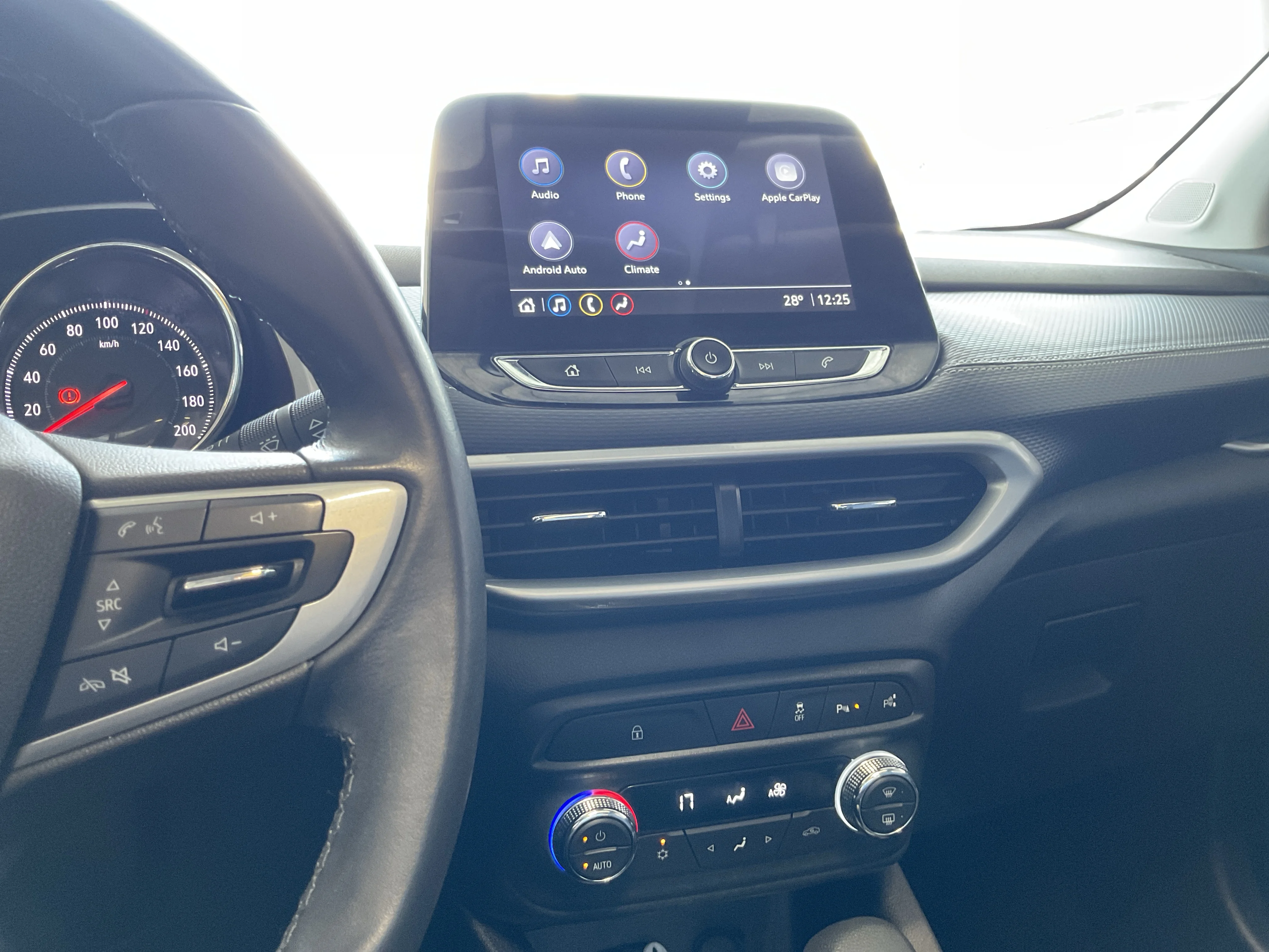 Interior 7