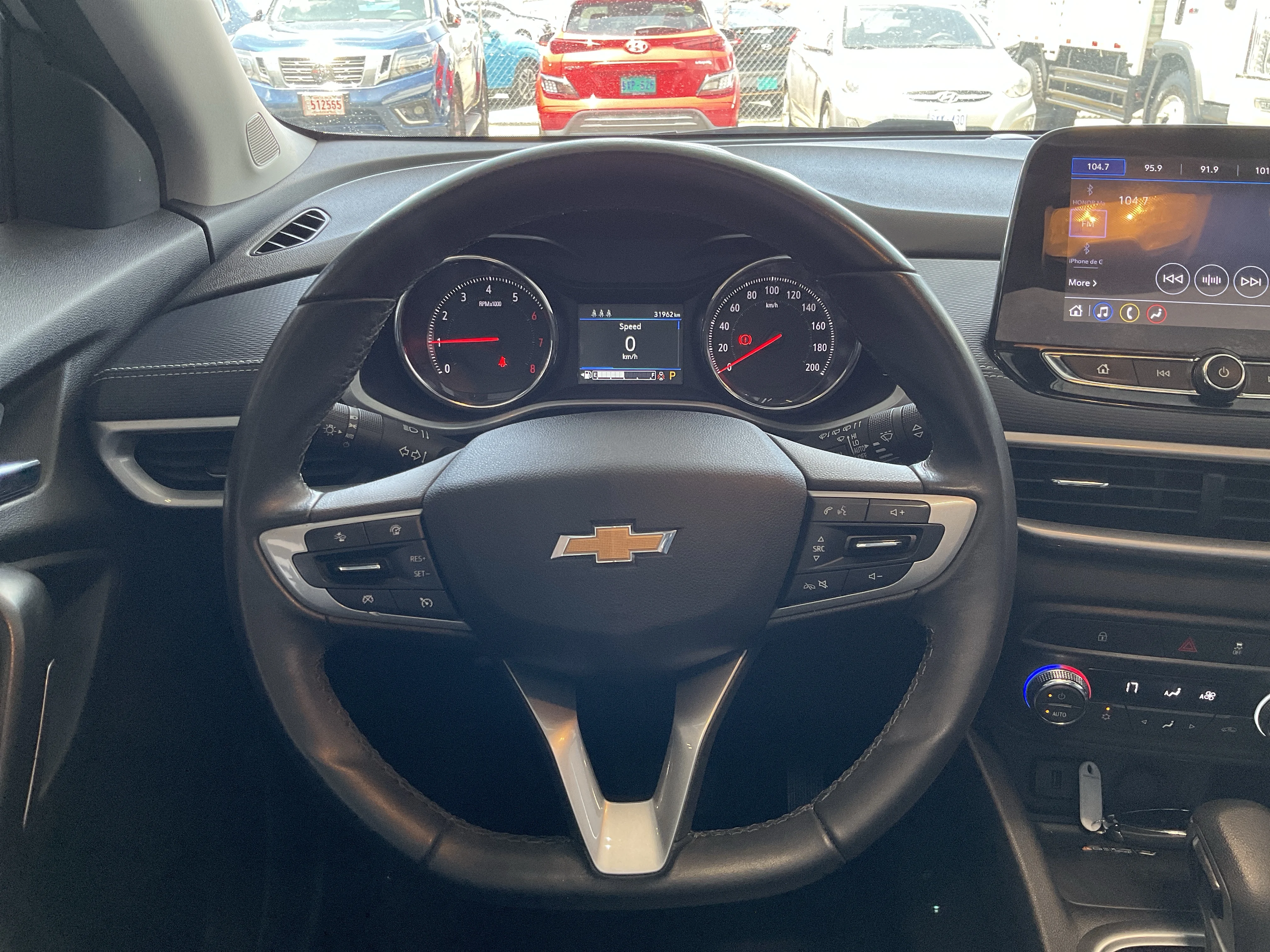 Interior 11