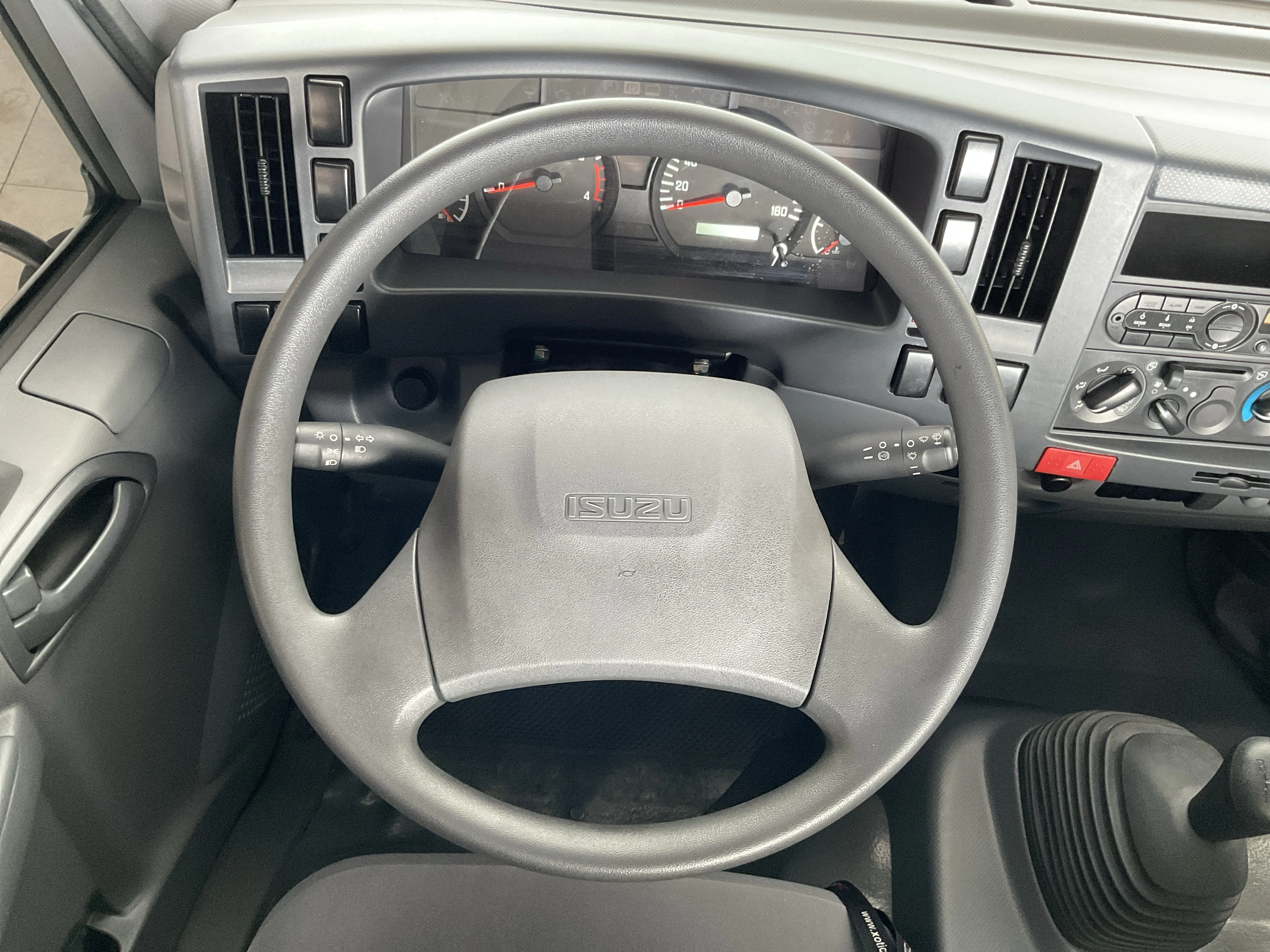 Interior 9