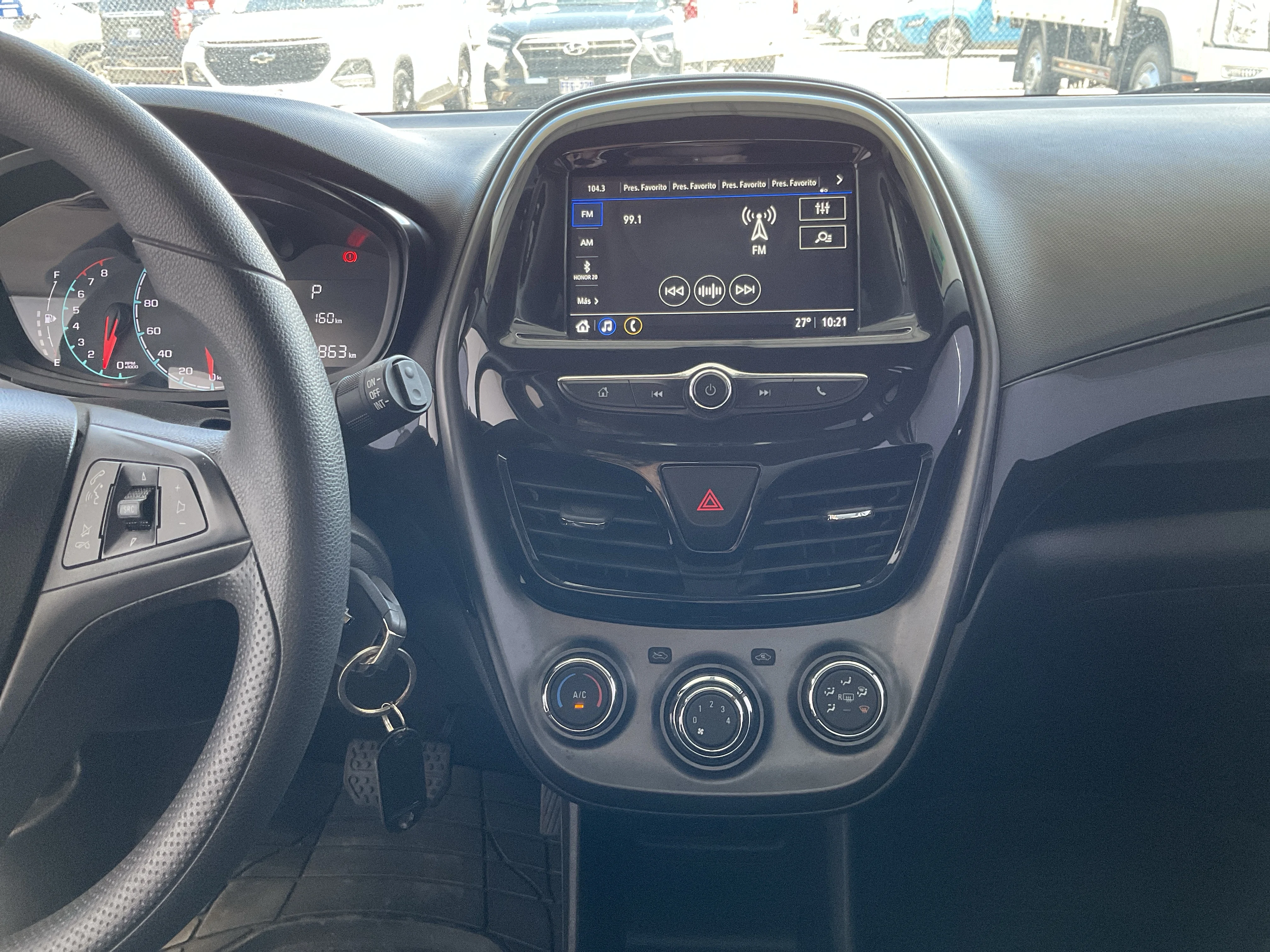 Interior 7