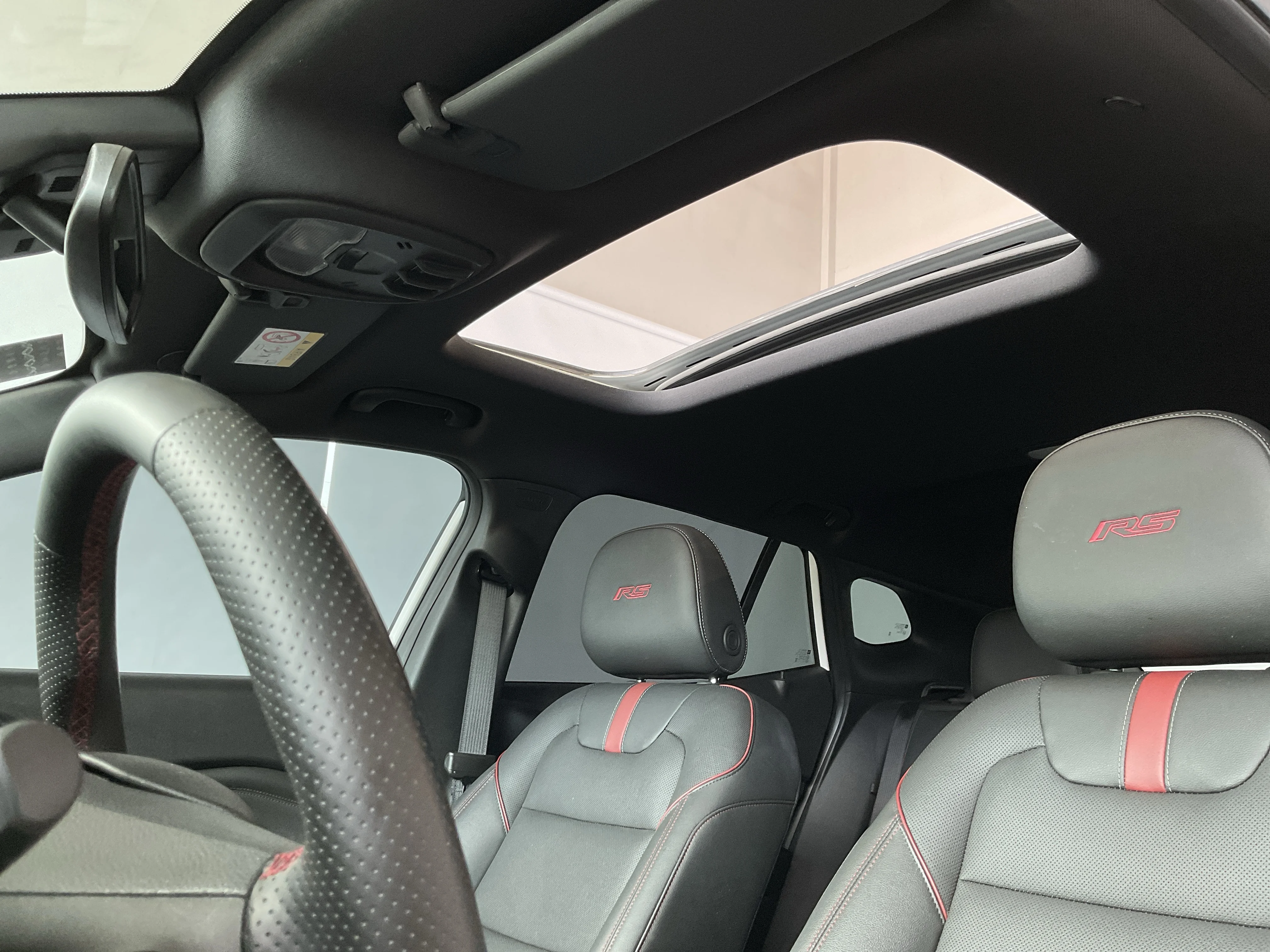Interior 9