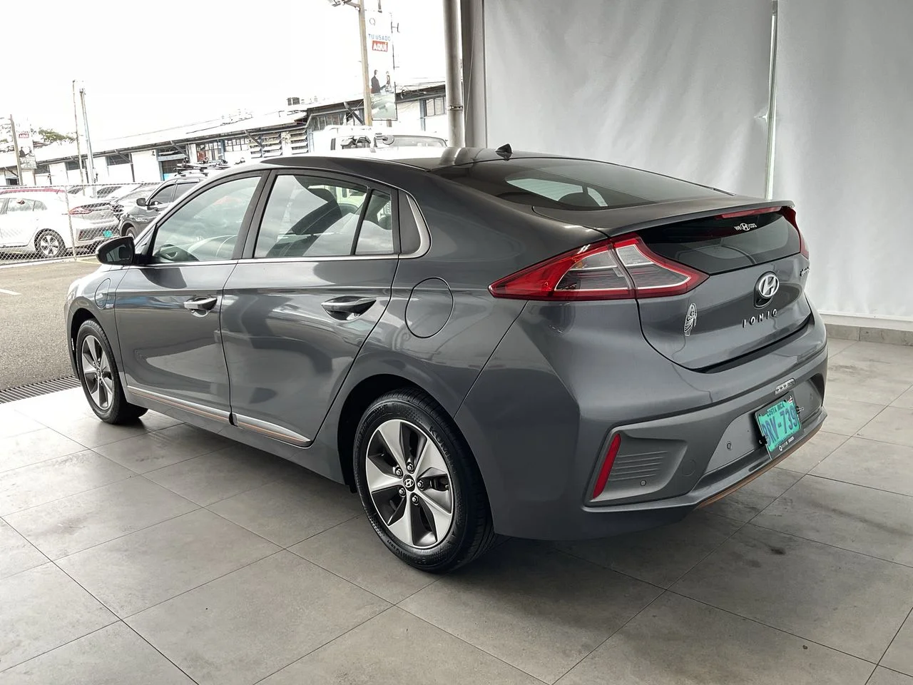 Exterior 5