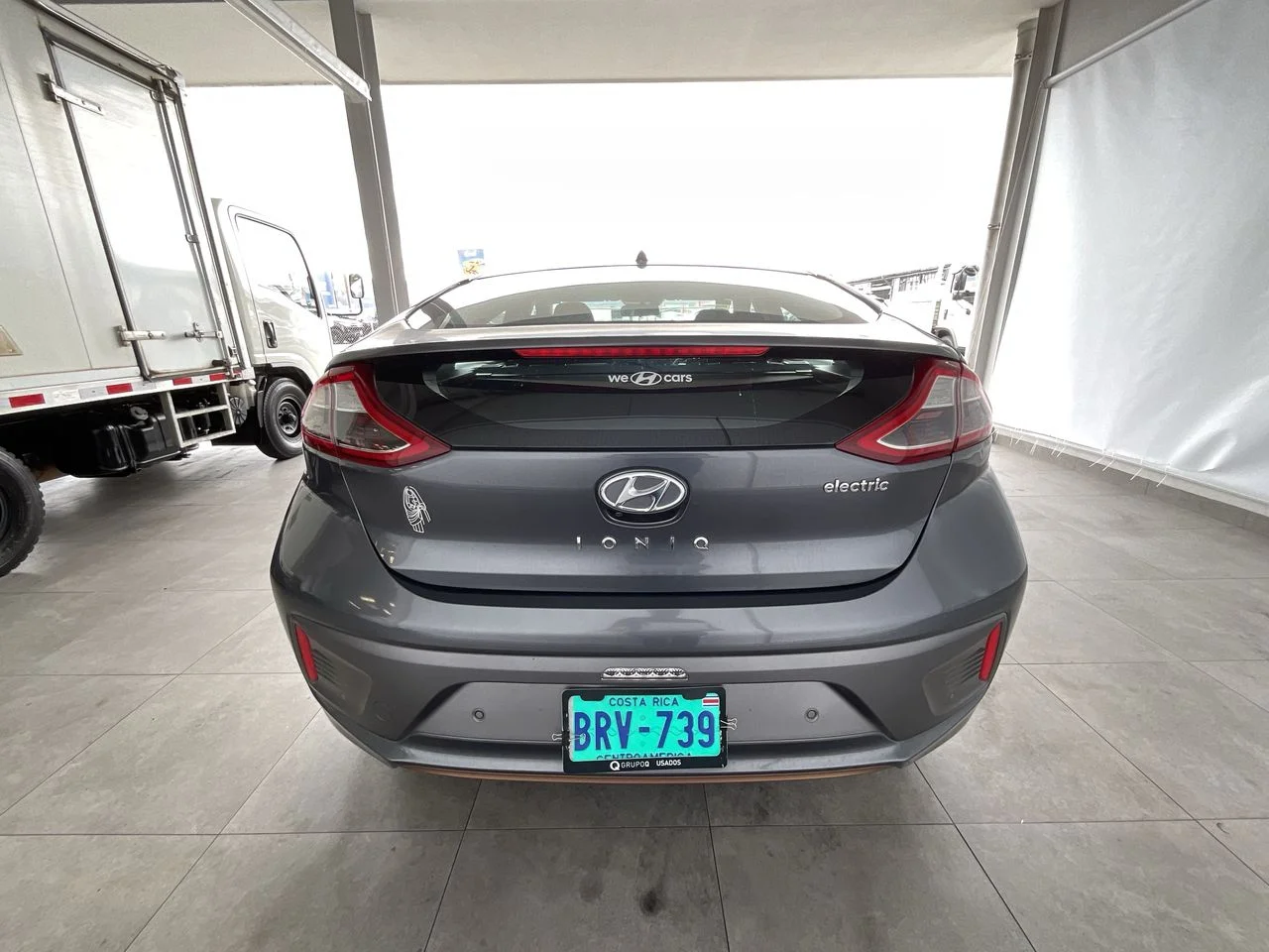 Exterior 6