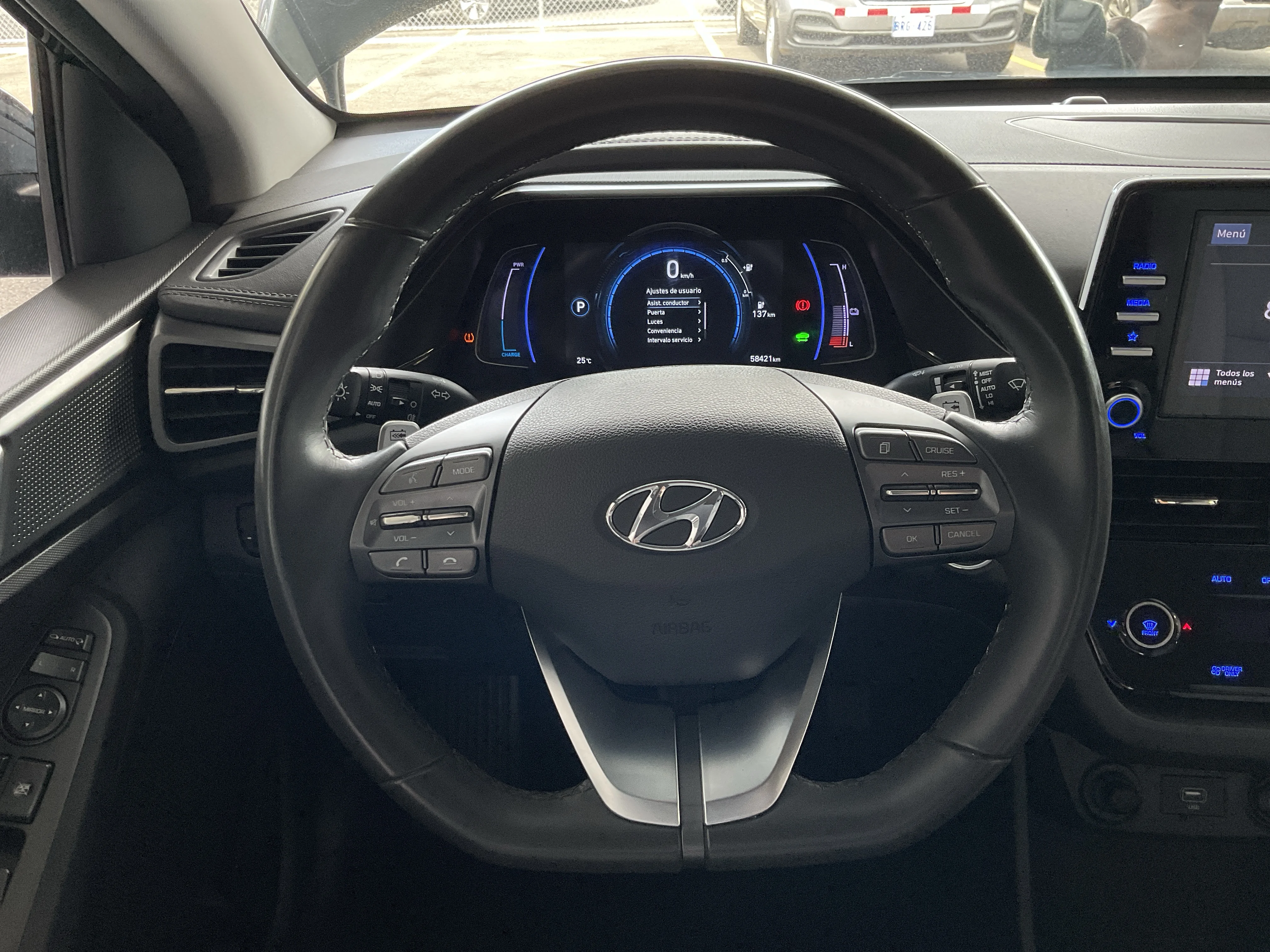 Interior 9