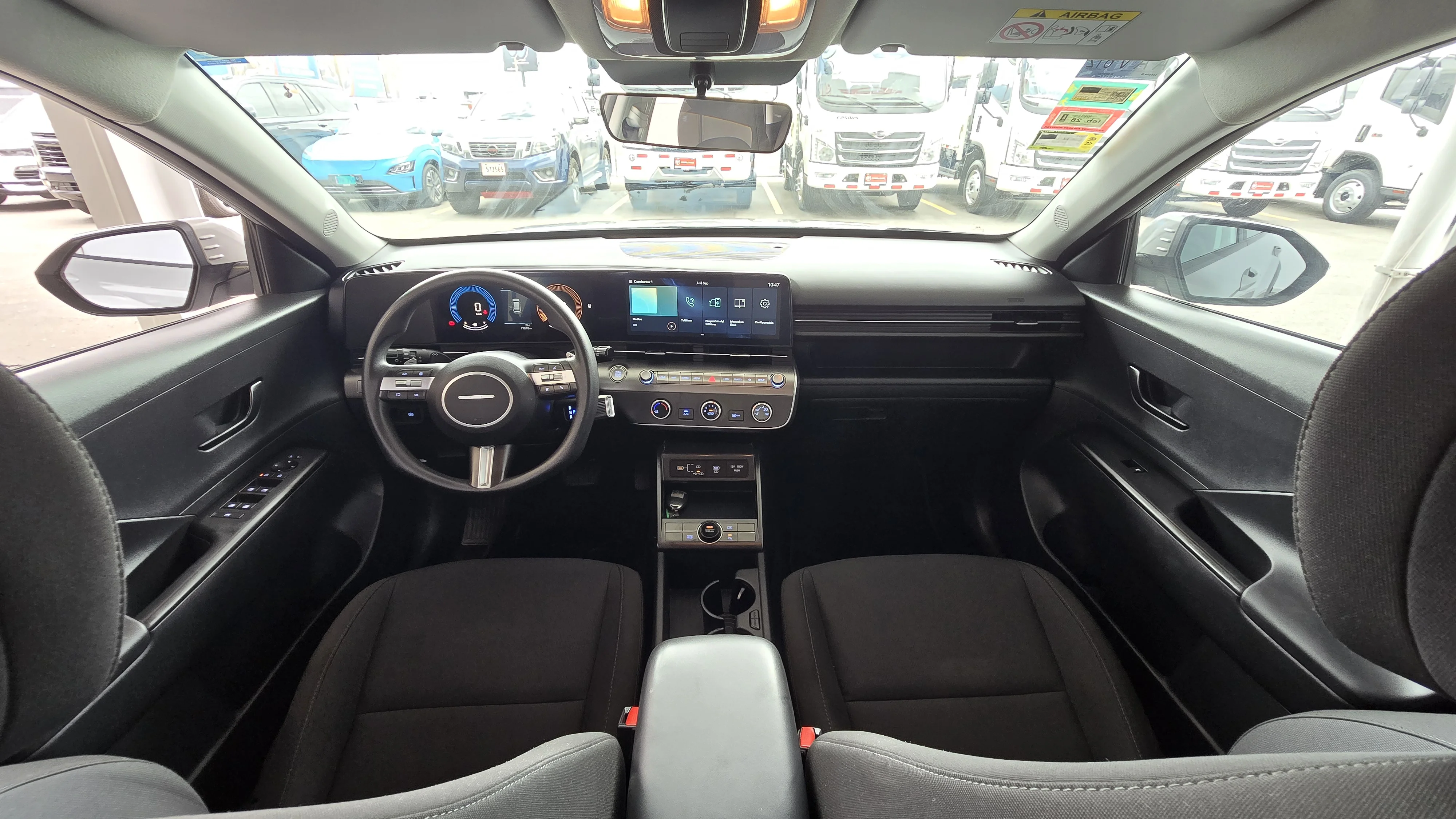 Interior 6