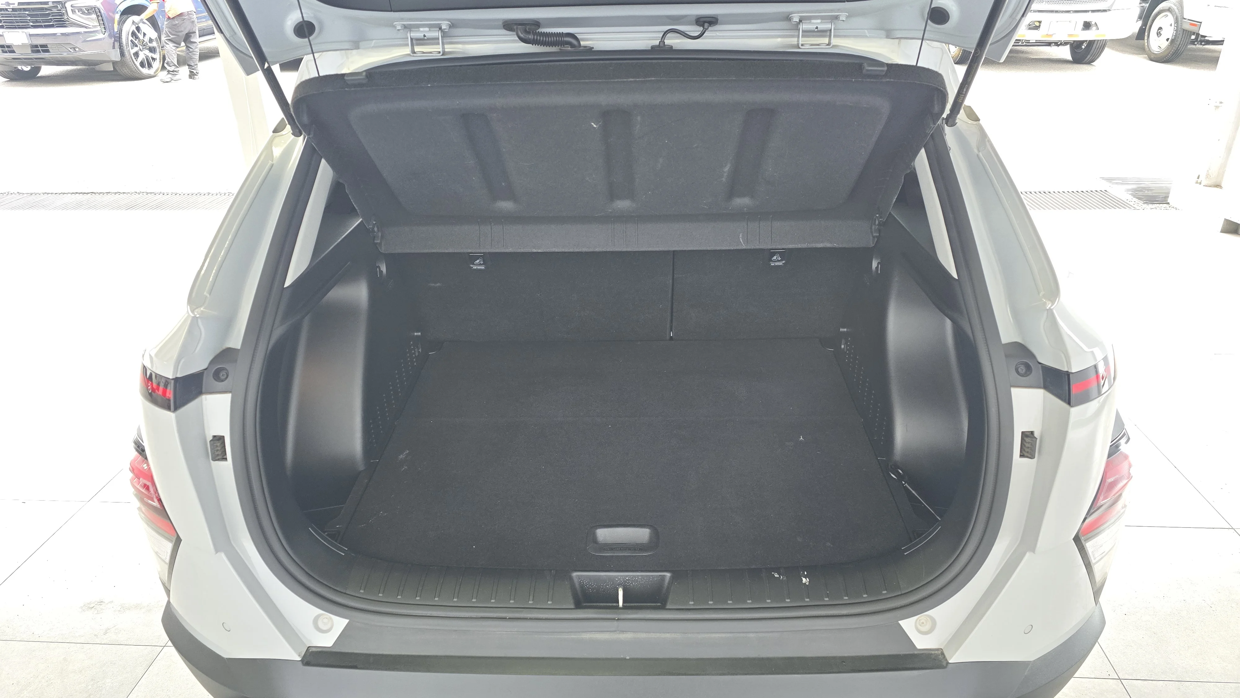 Interior 3