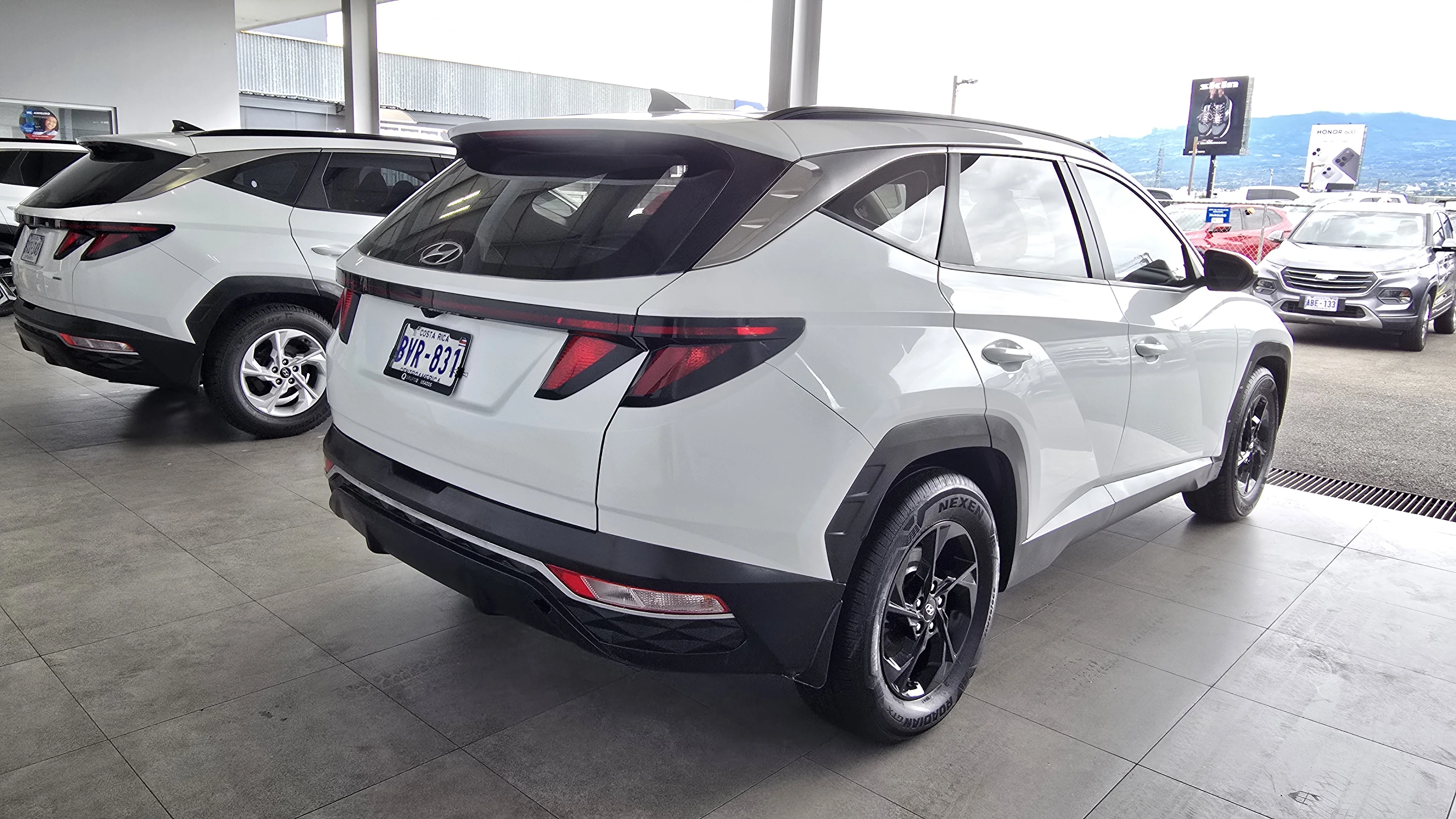 Exterior 9