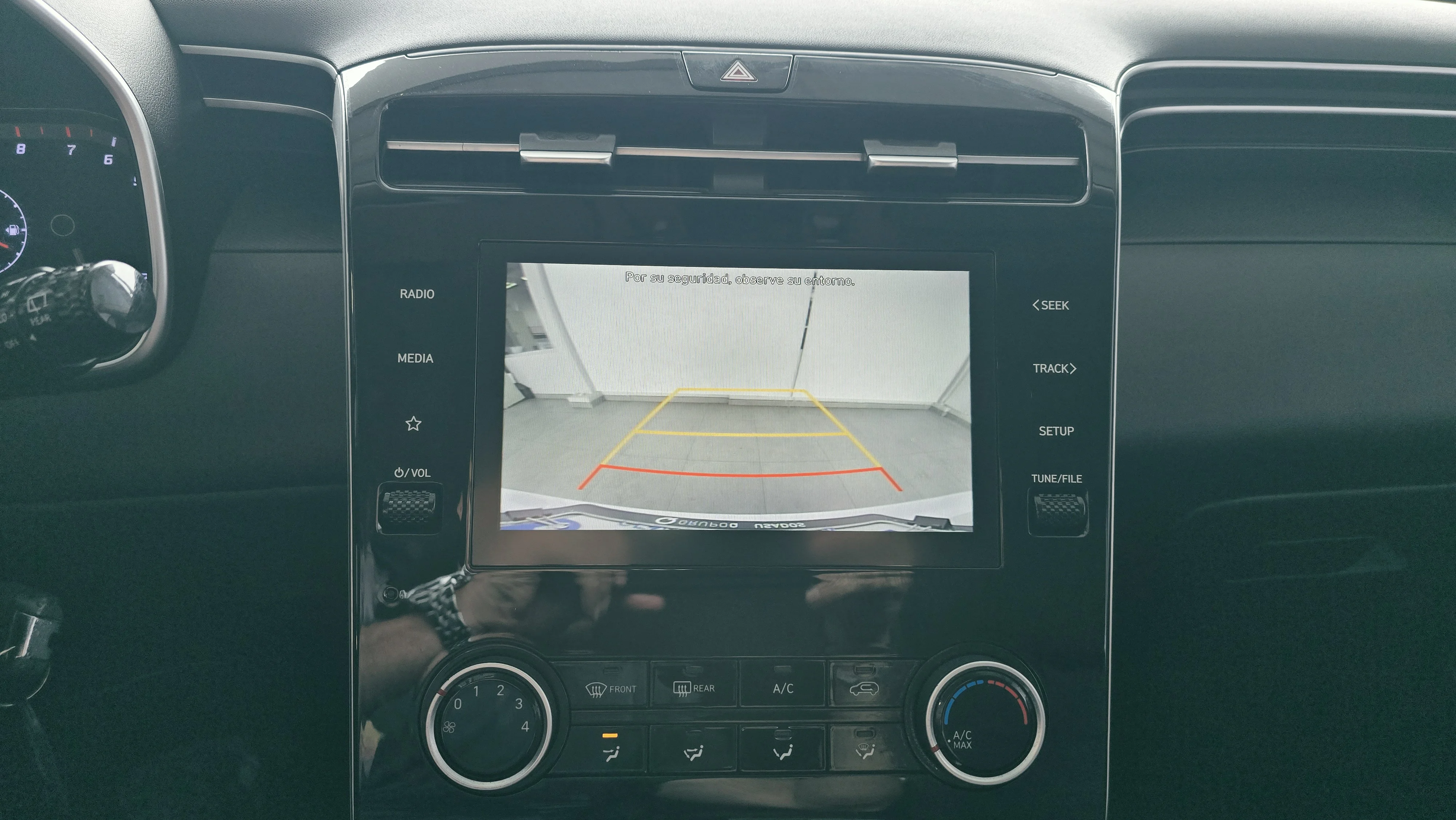 Interior 9