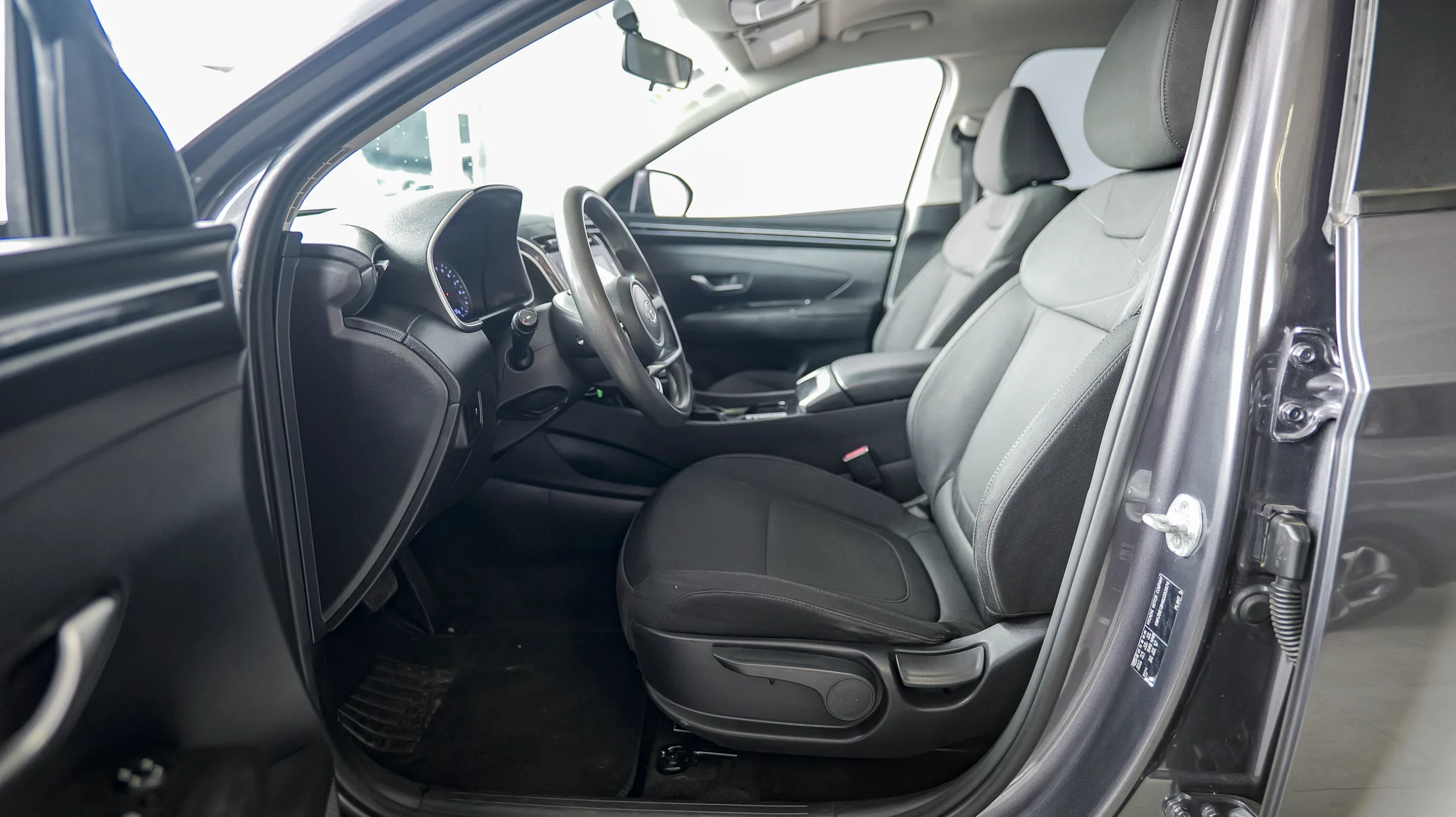 Interior 4
