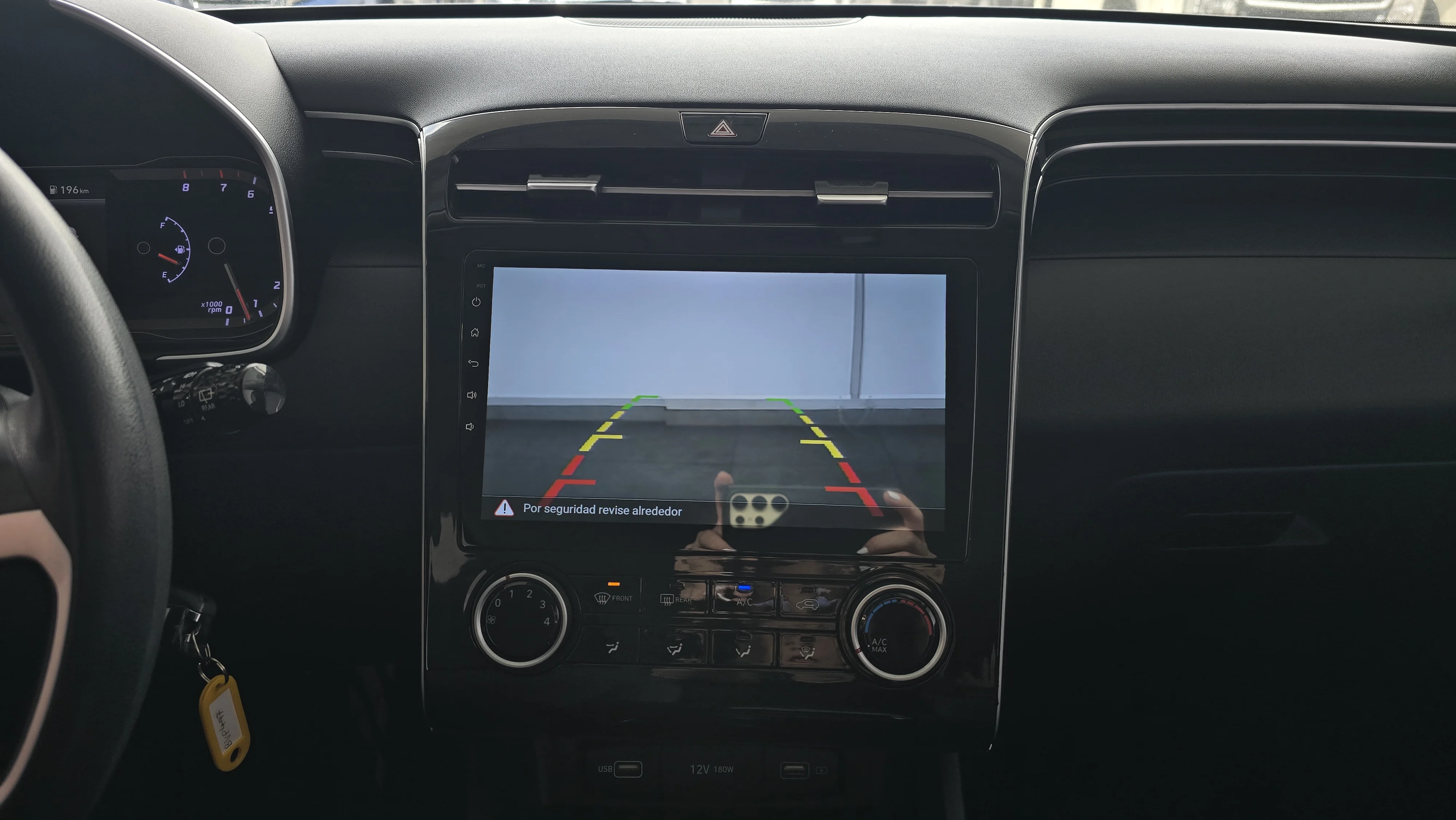 Interior 9