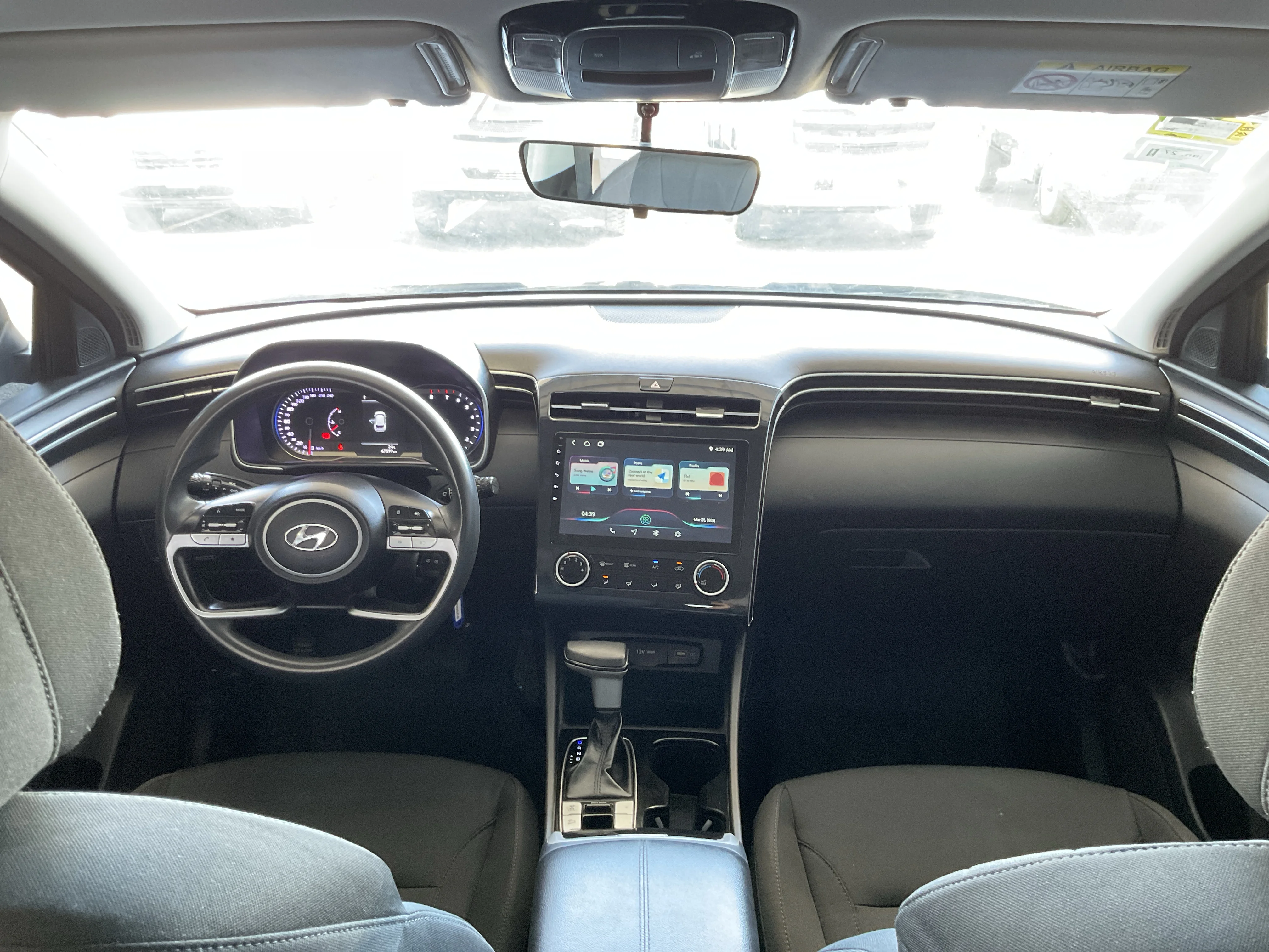 Interior 8