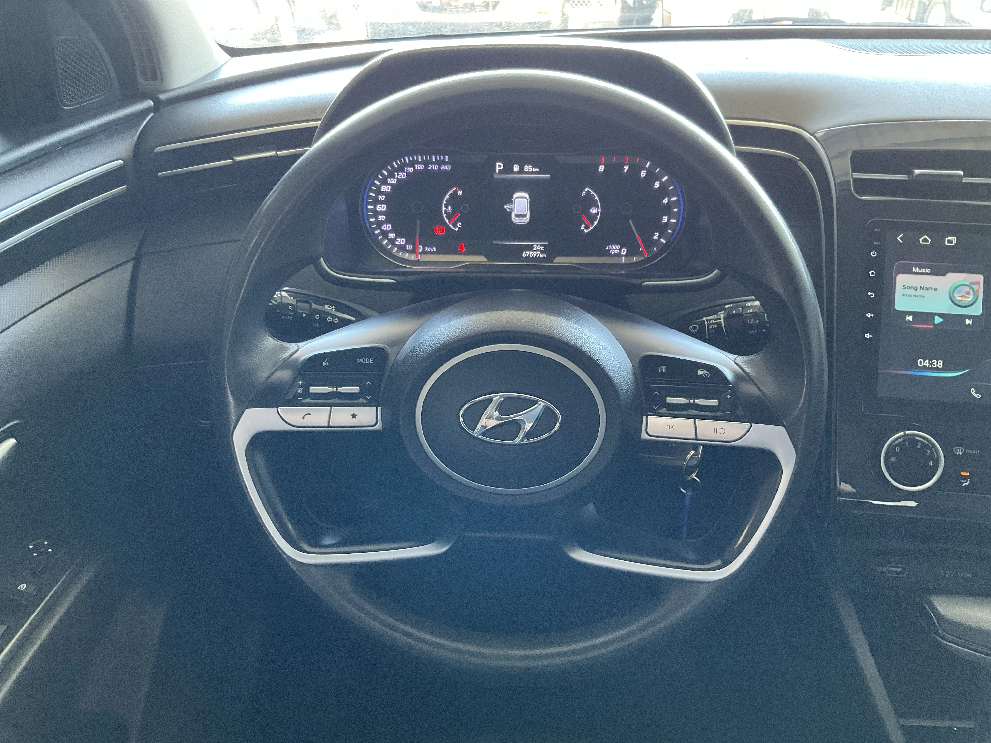 Interior 10