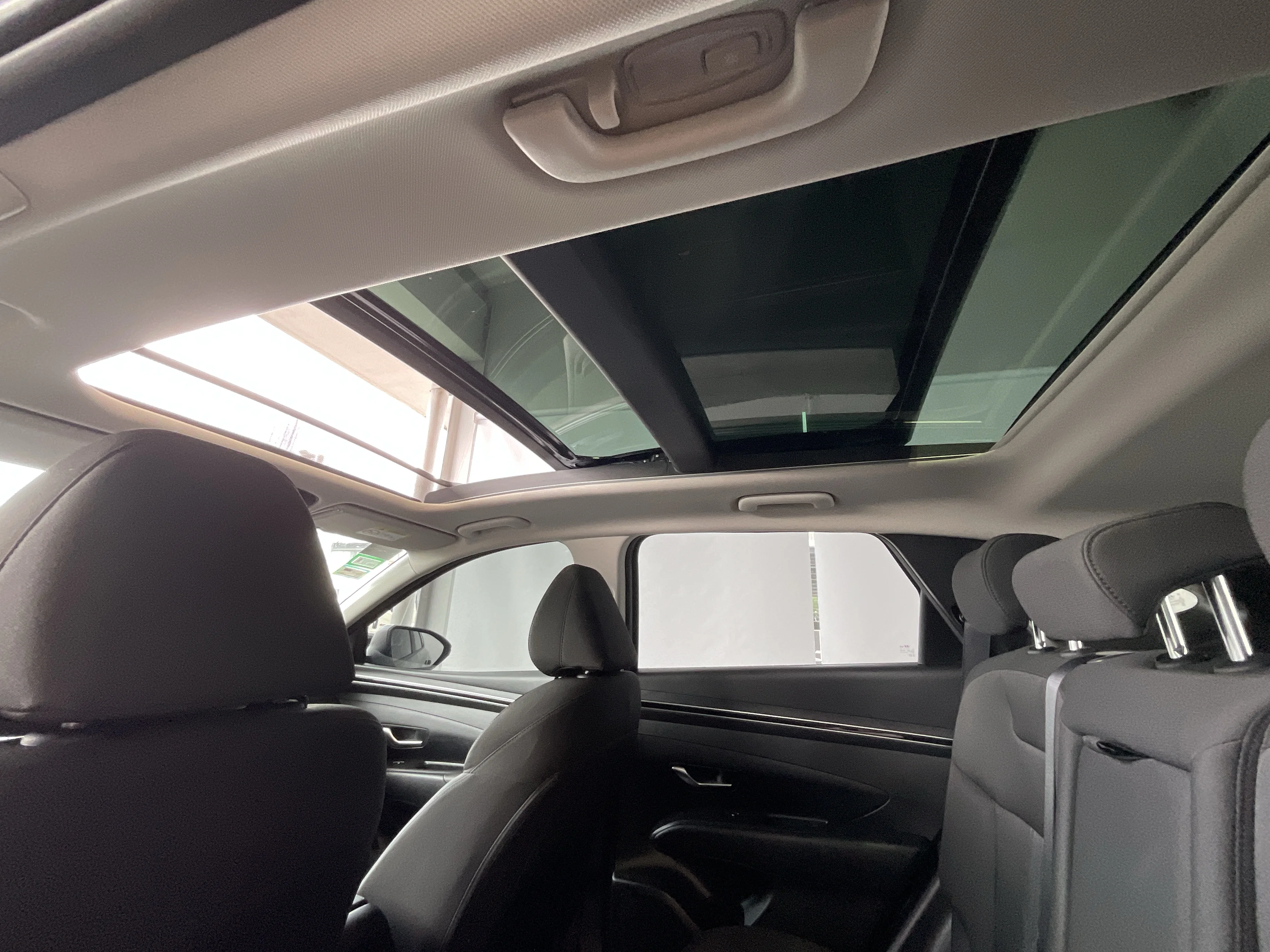 Interior 9
