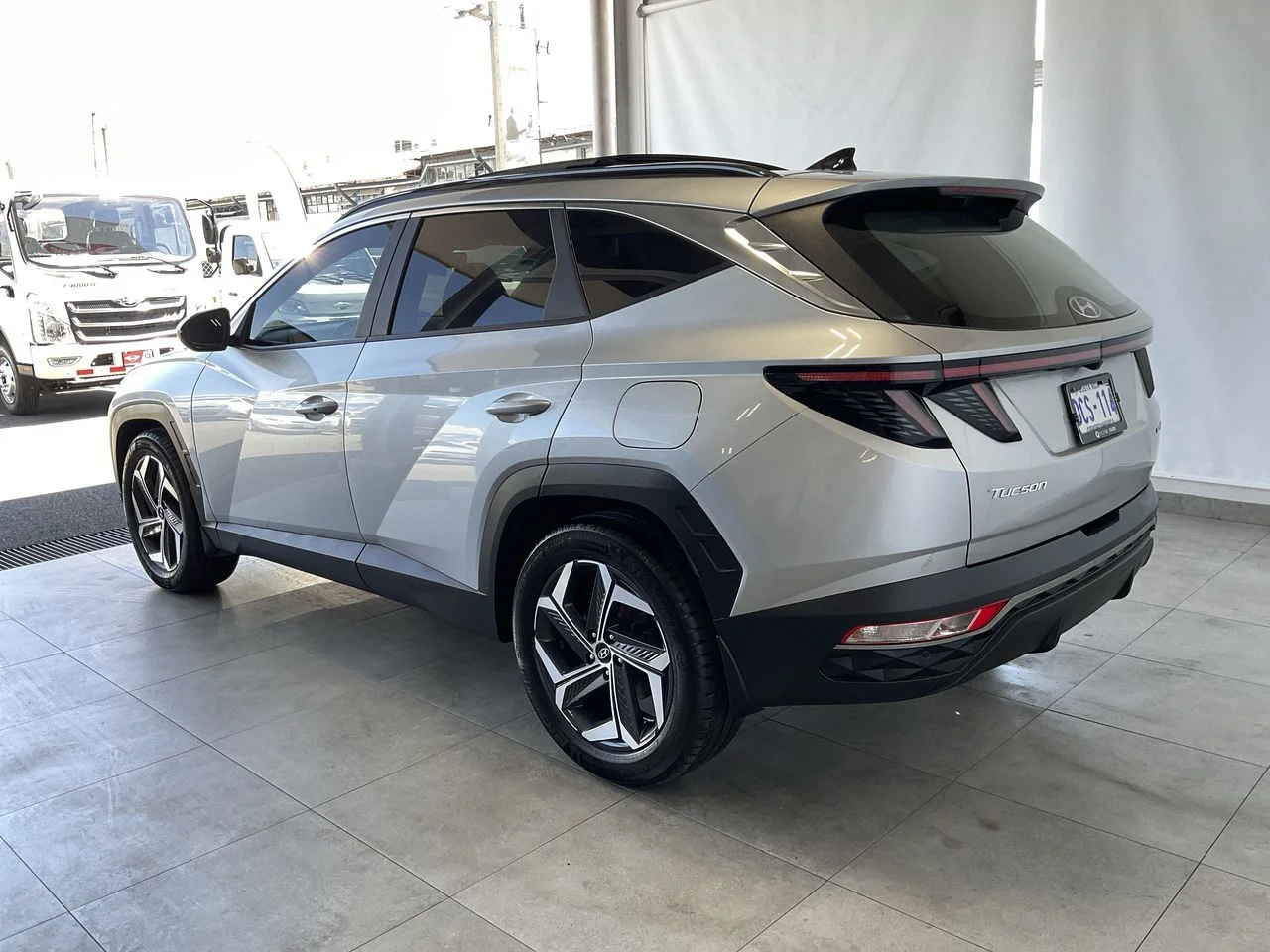 Exterior 5